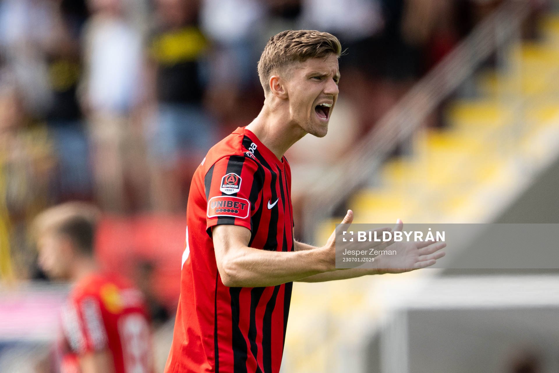 Brommapojkarnas Samuel Leach Holm deppar