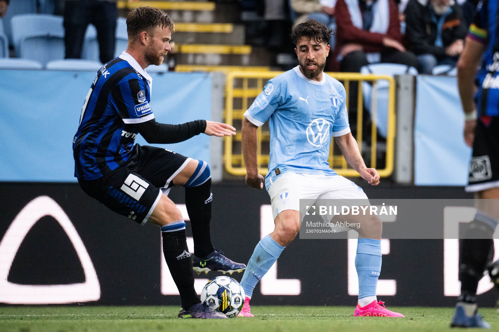 Sirius Dennis Widgren och Malmö FFs Moustafa Zeidan