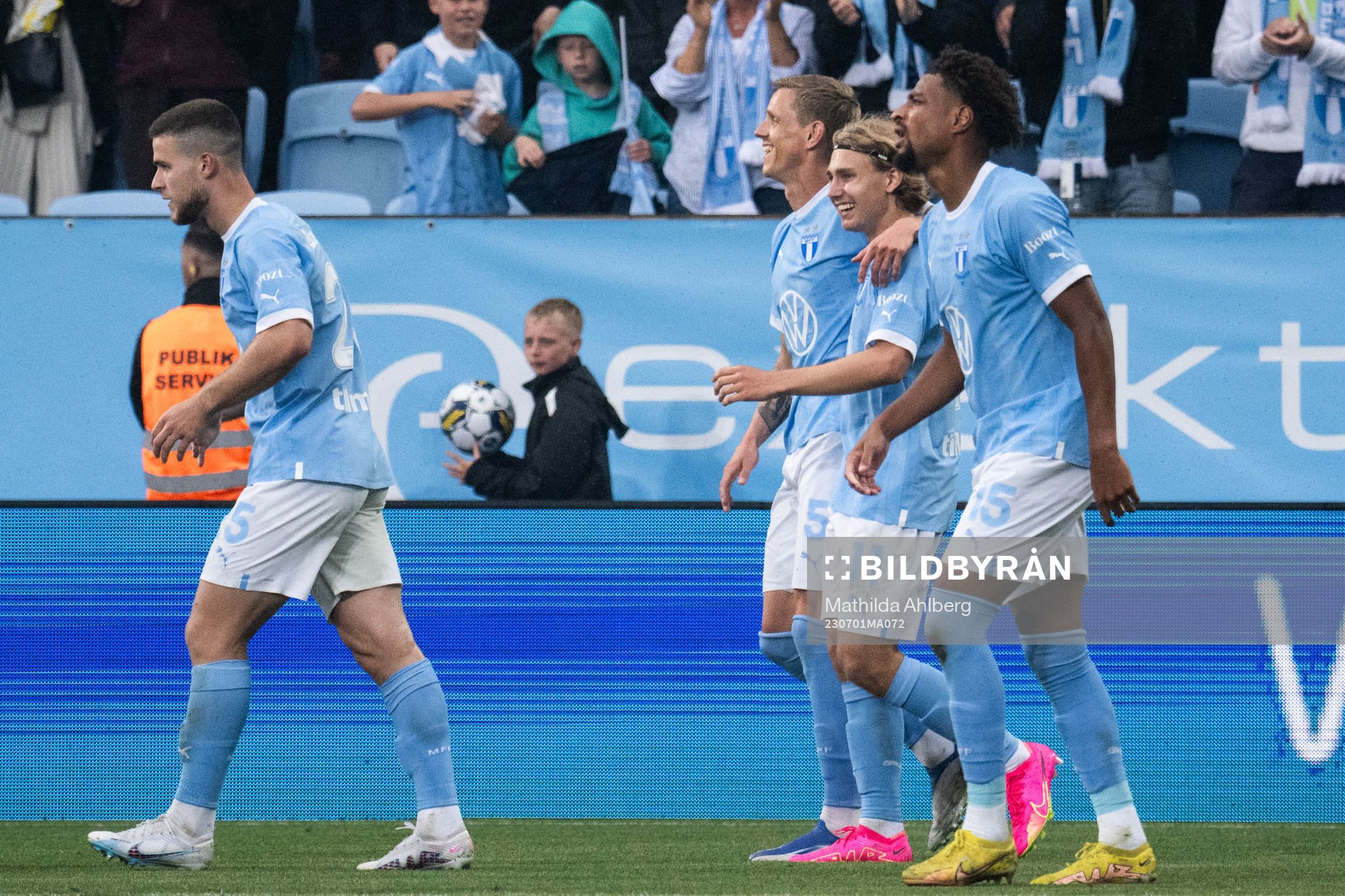 Malmö FFs Sebastian Nanasi jublar