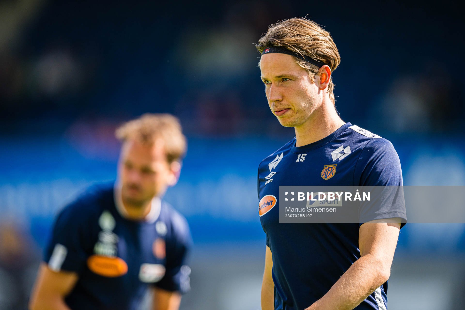 Kristoffer Ødemarksbakken of Aalesund warms up