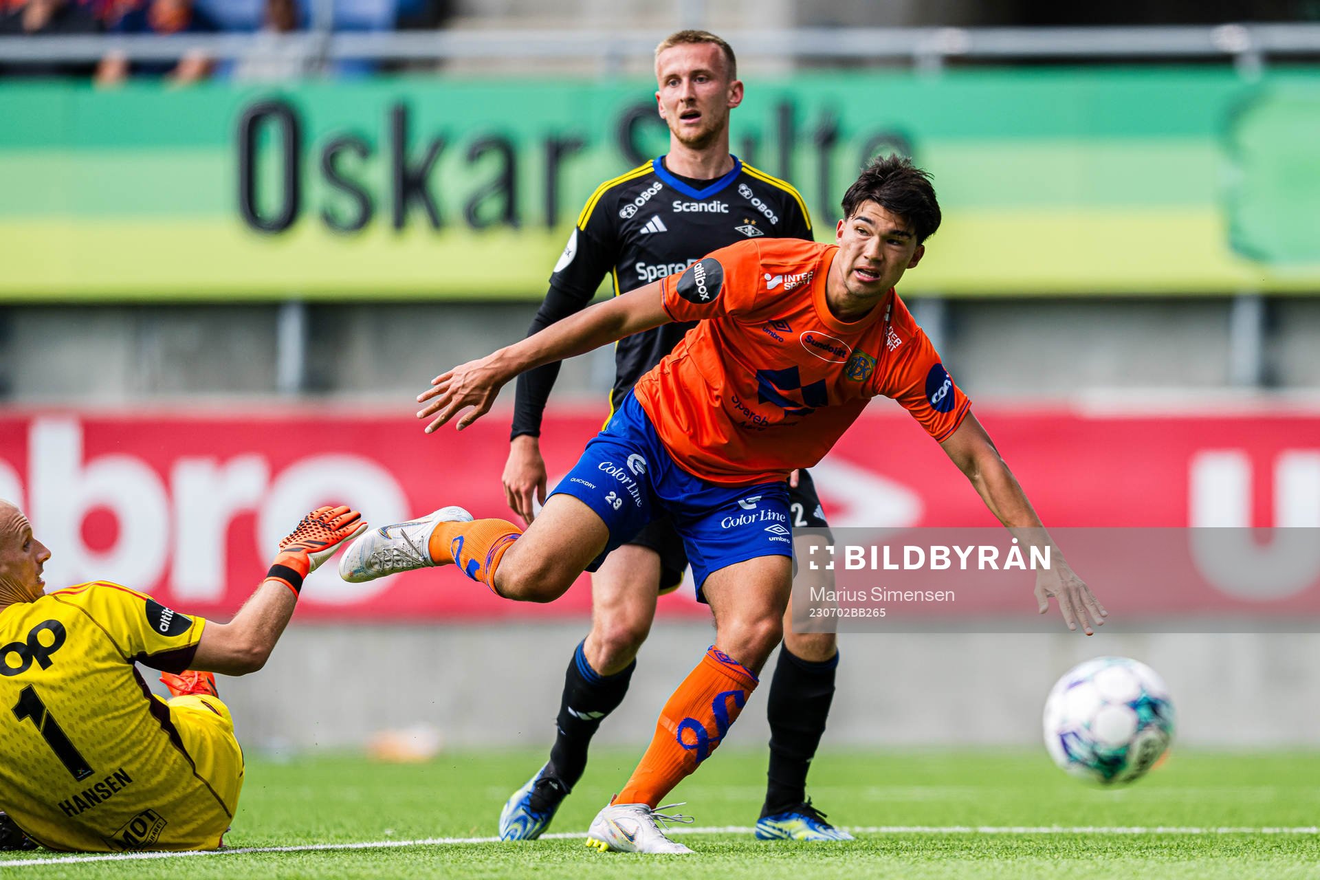 Bjørn Martin Kristensen of Aalesund missing a chance to