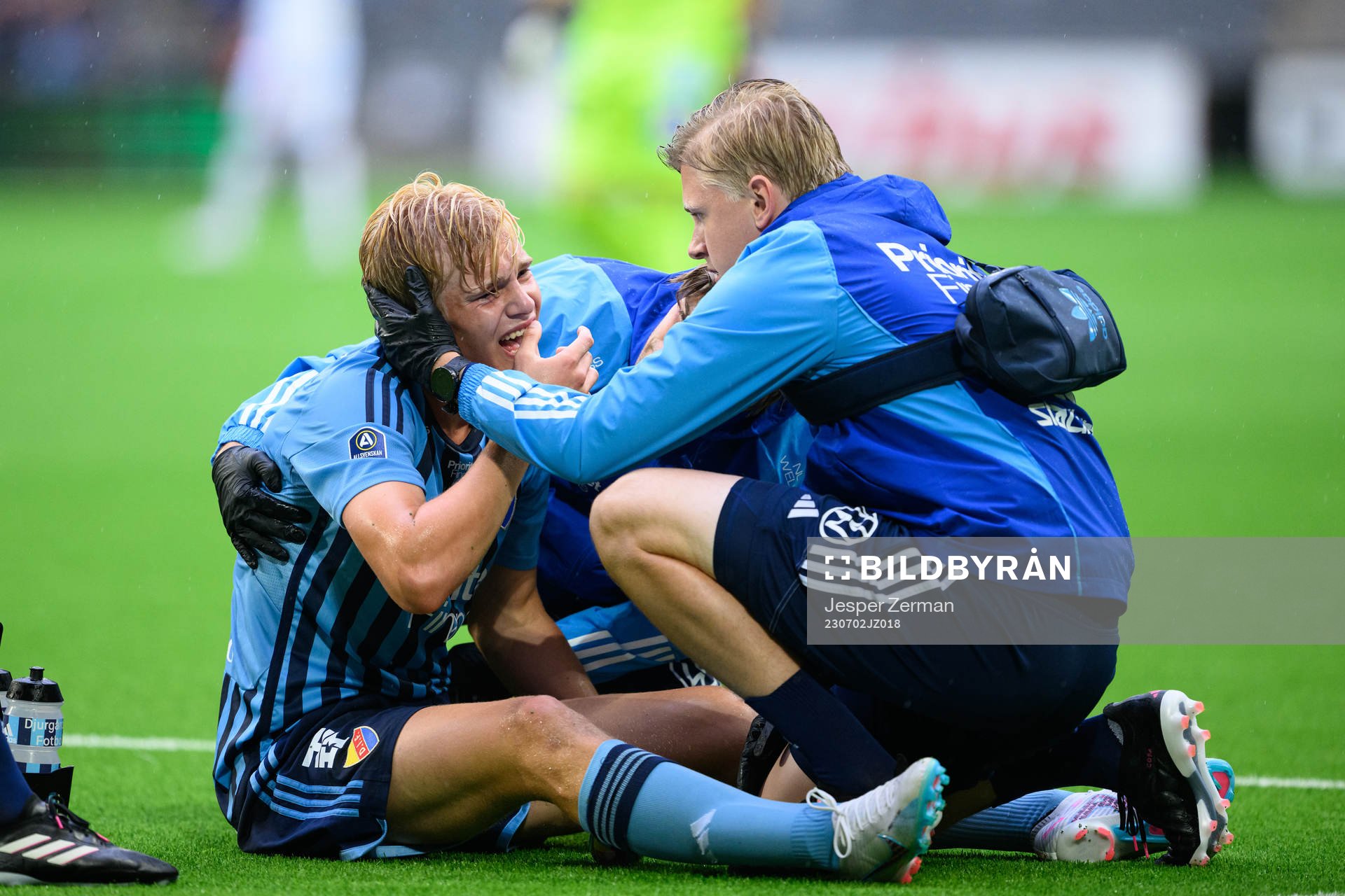 Djurgårdens Lucas Bergvall undersöks