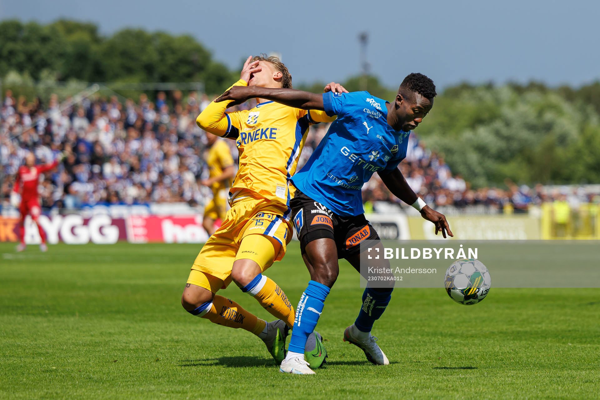 IFK Göteborgs Sebastian Hausner och Halmstads Naeem