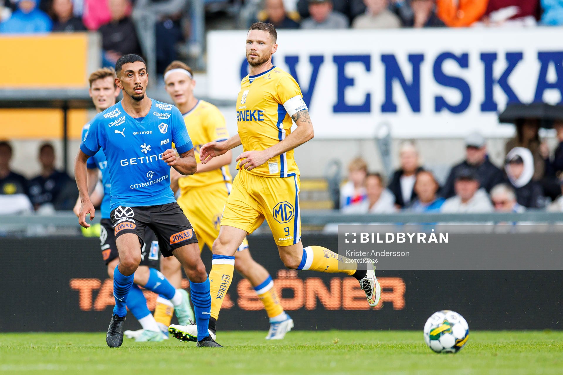 Halmstads Amir Al-Ammari och IFK Göteborgs Marcus Berg