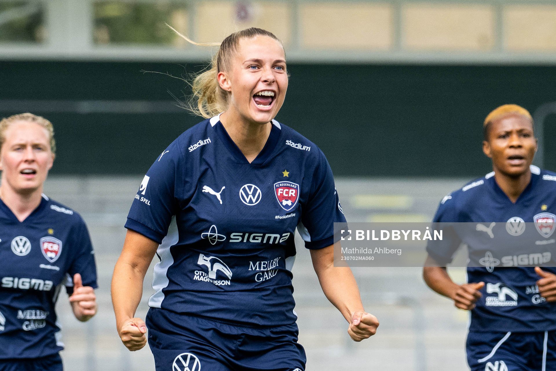 FC Rosengårds Olivia Holdt jublar