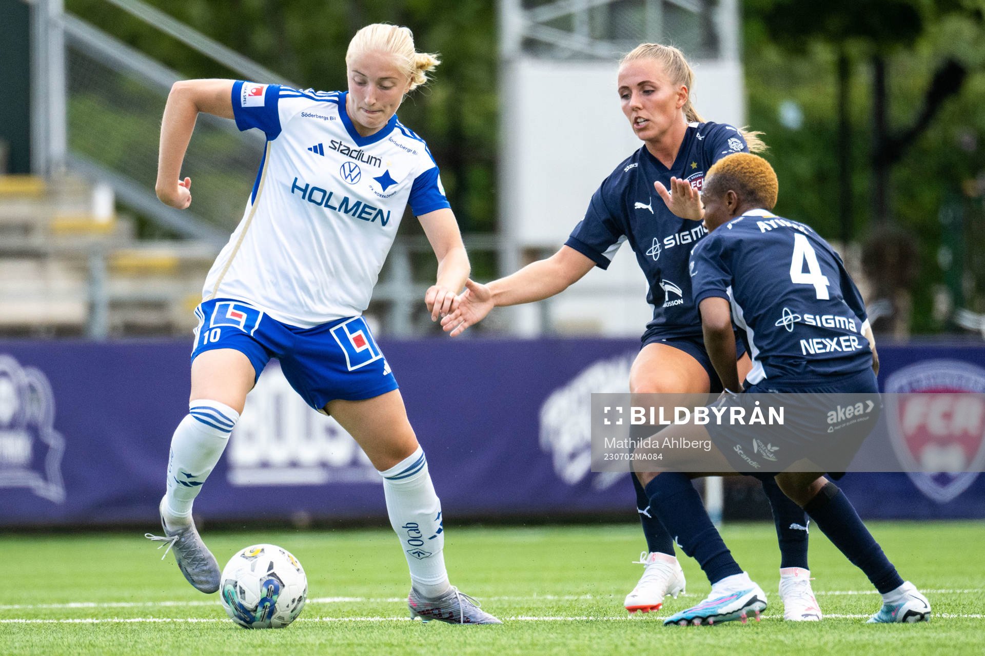 IFK Norrköpings Wilma Leidhammar och FC Rosengårds Gudrun