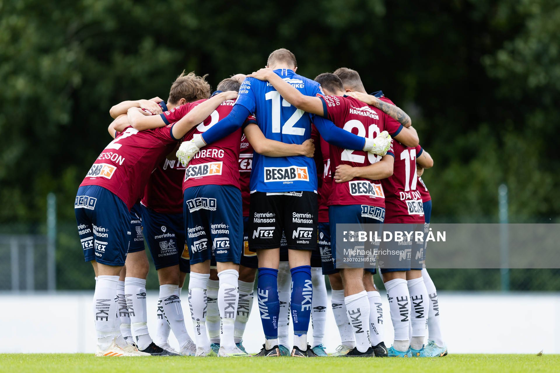 Örgryte samlade innan träningsmatchen i fotboll mellan