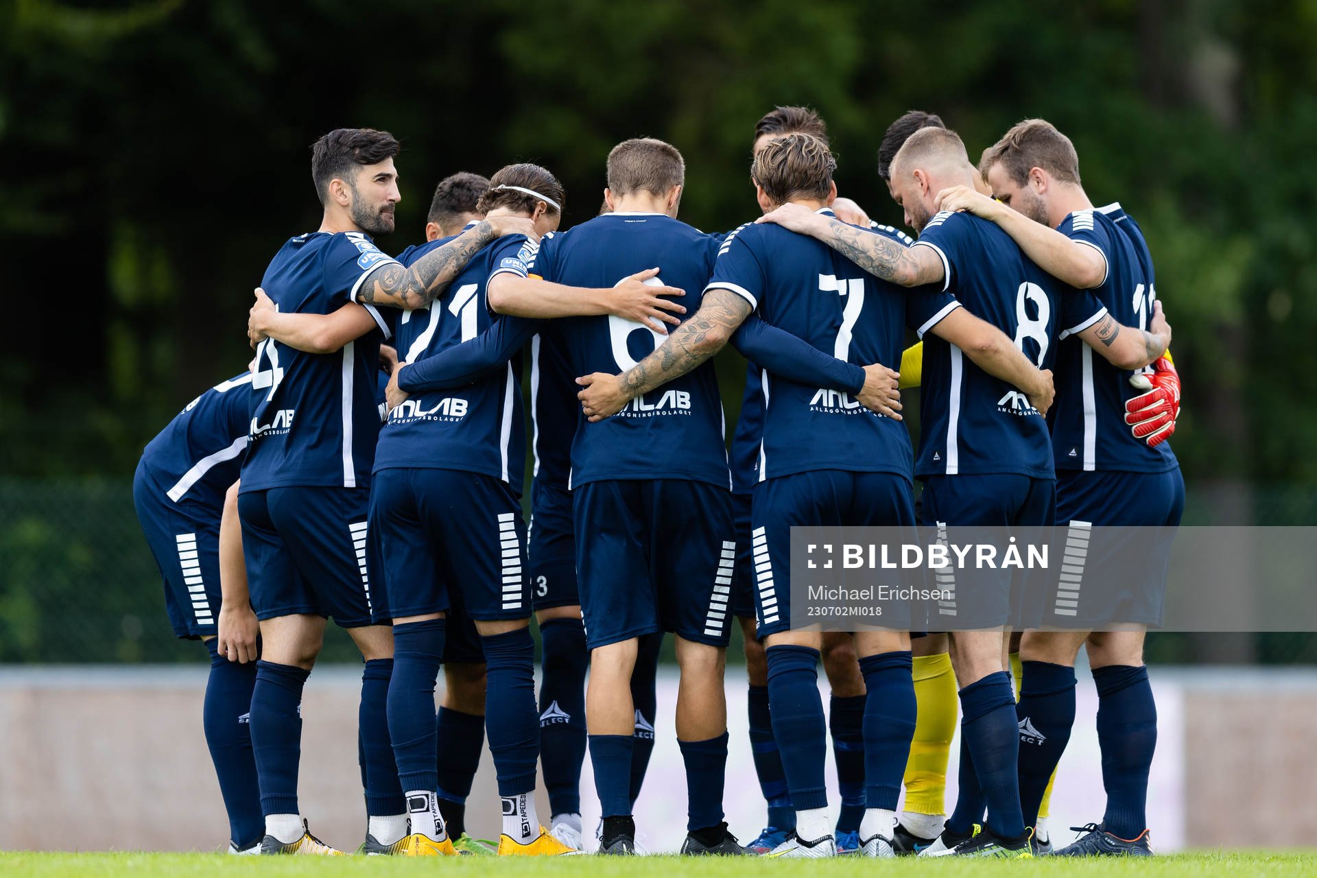 Utsikten samlade innan träningsmatchen i fotboll mellan