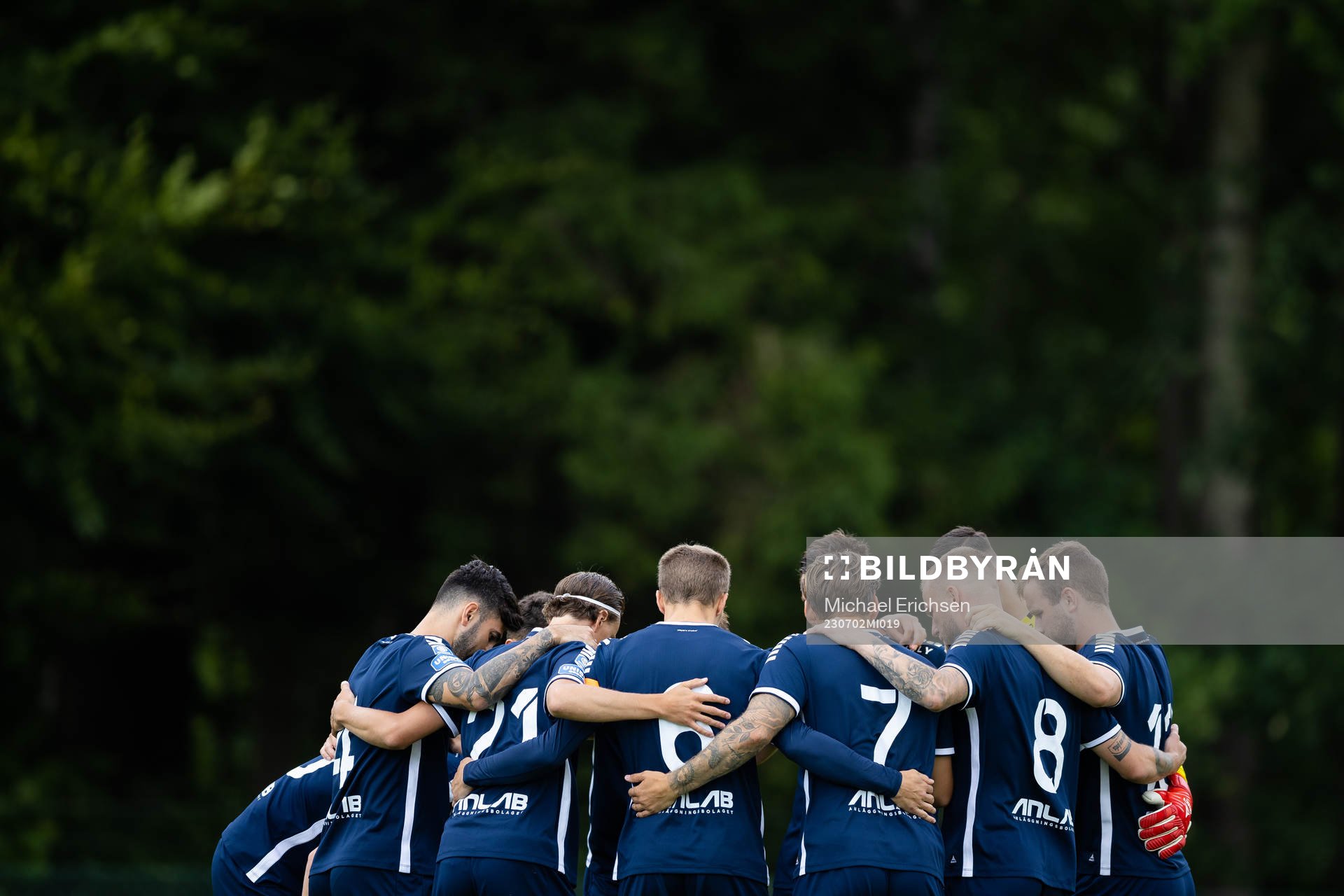 Utsikten samlade innan träningsmatchen i fotboll mellan