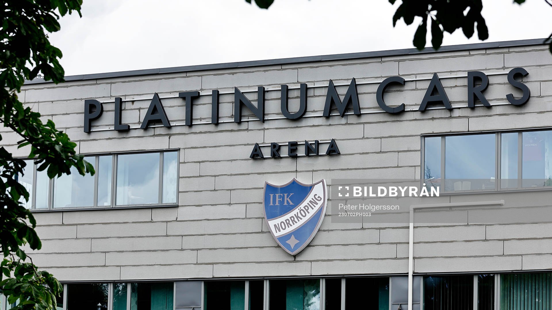 Platinumcars Arena