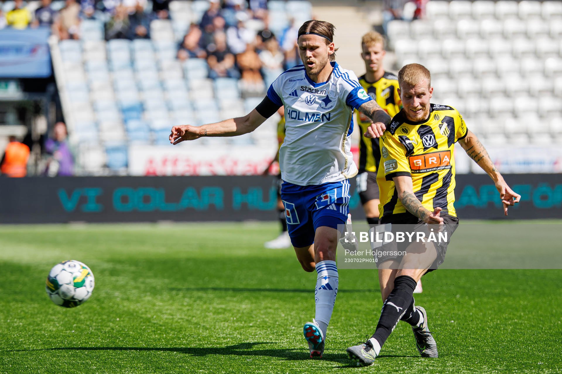 IFK Norrköpings Arnor Traustason och Häckens Simon