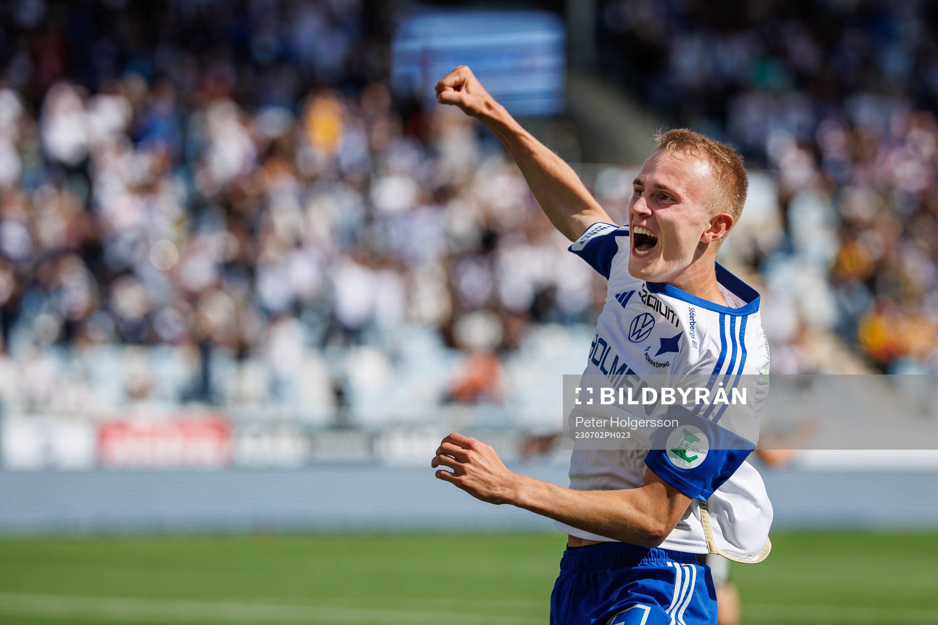 IFK Norrköpings Victor Stange Lind jublar