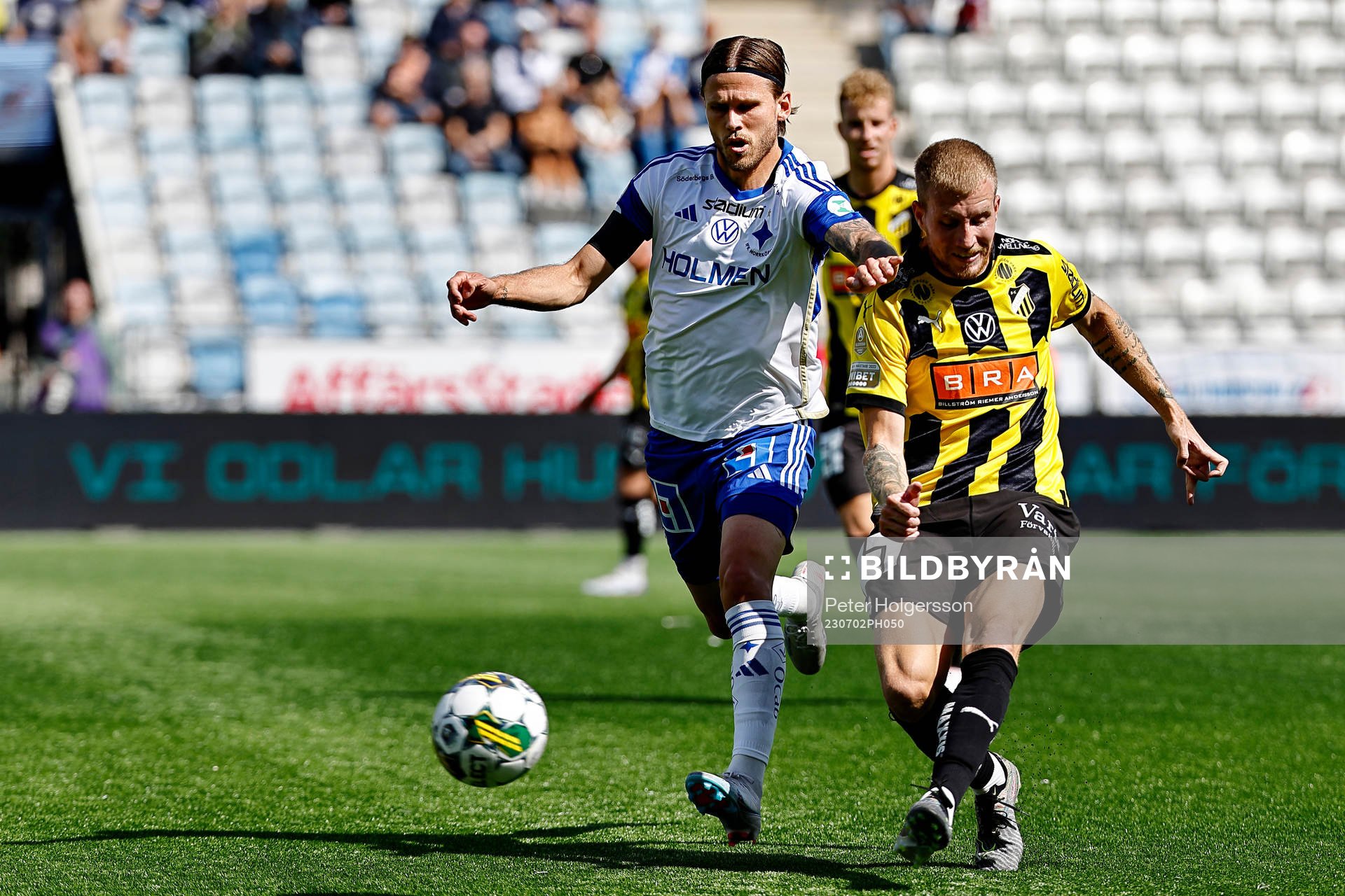 IFK Norrköpings Arnor Traustason och Häckens Simon