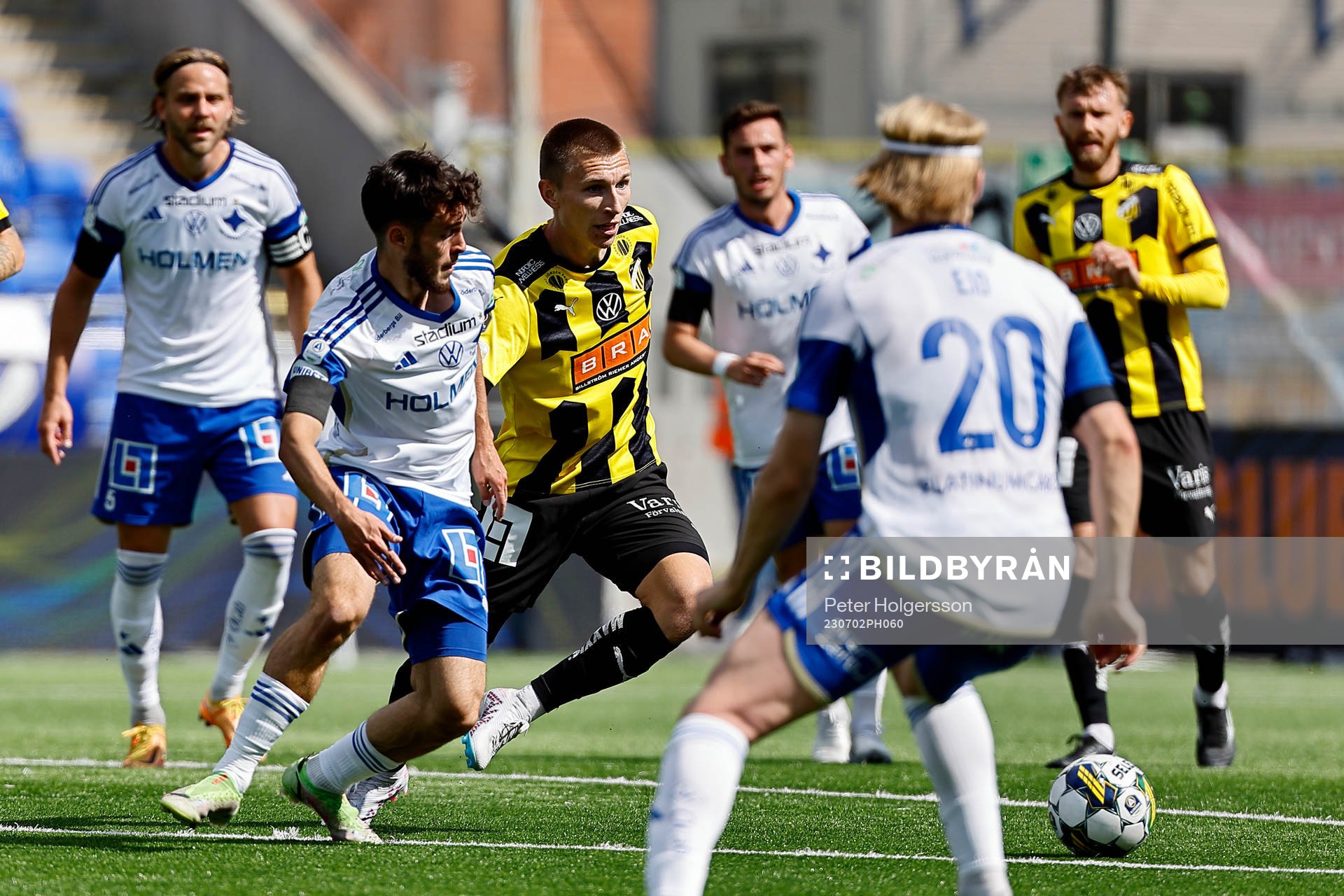 IFK Norrköpings Vito Hammershöy-Mistrati och Häckens