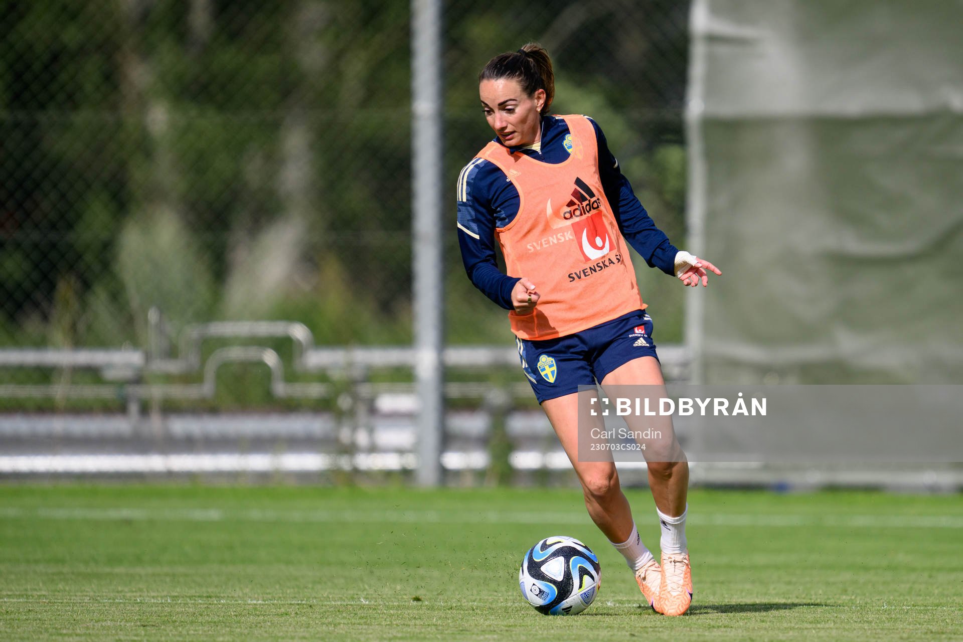Kosovare Asllani at a training session with the Swedish
