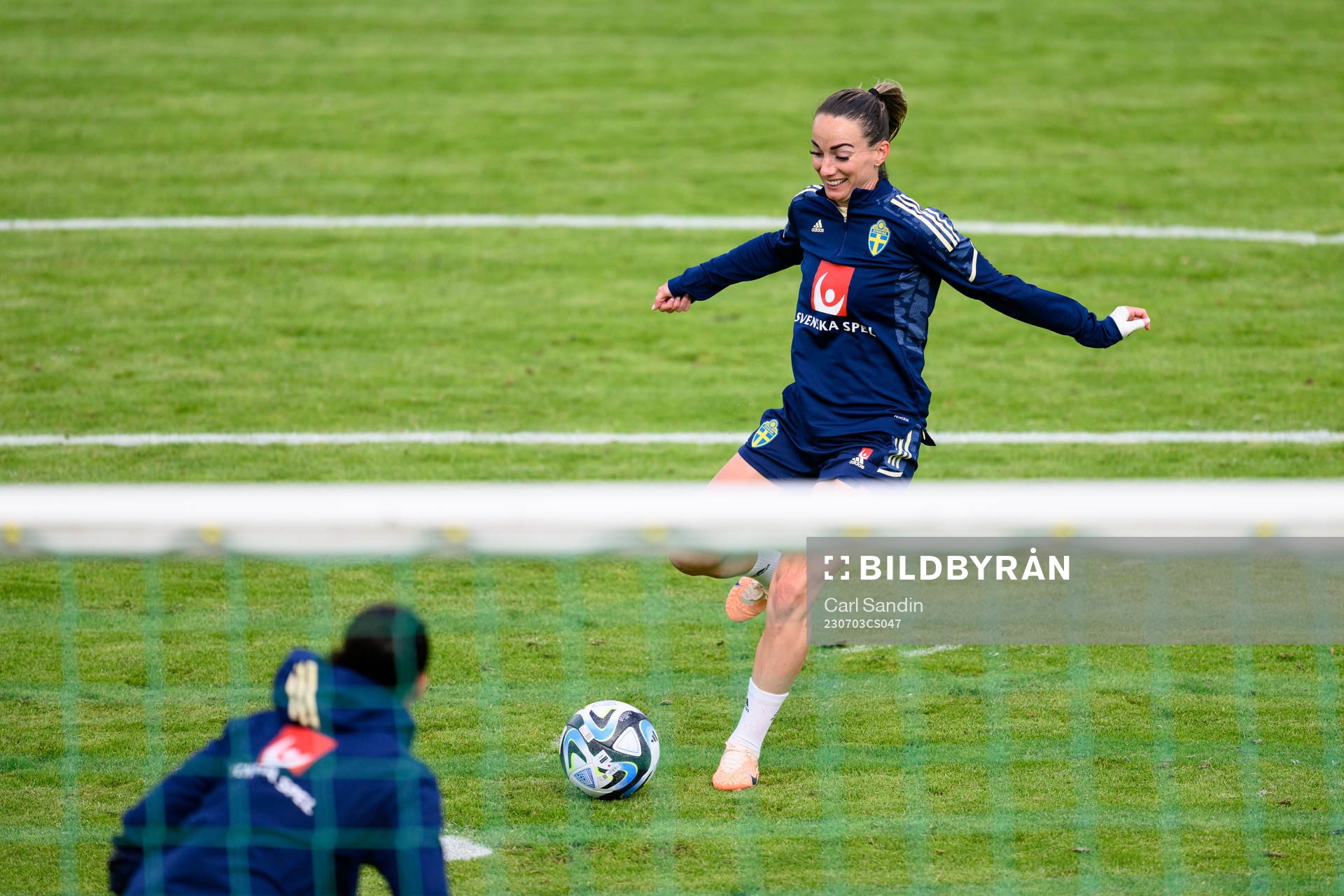 Kosovare Asllani at a training session with the Swedish