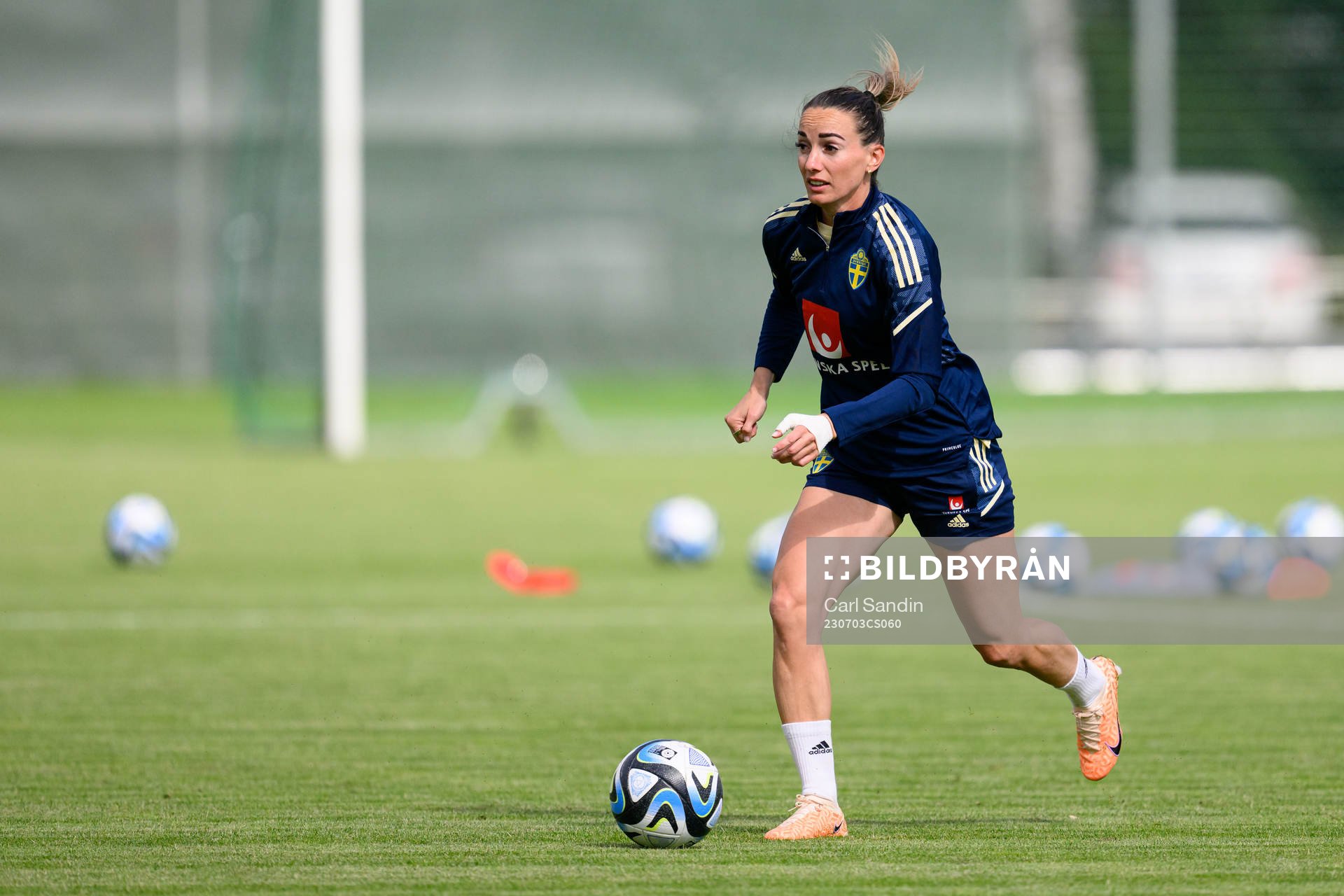Kosovare Asllani at a training session with the Swedish