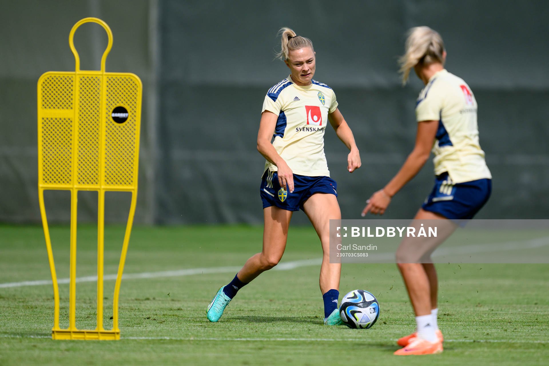 Fridolina Rolfö at a training session with the Swedish