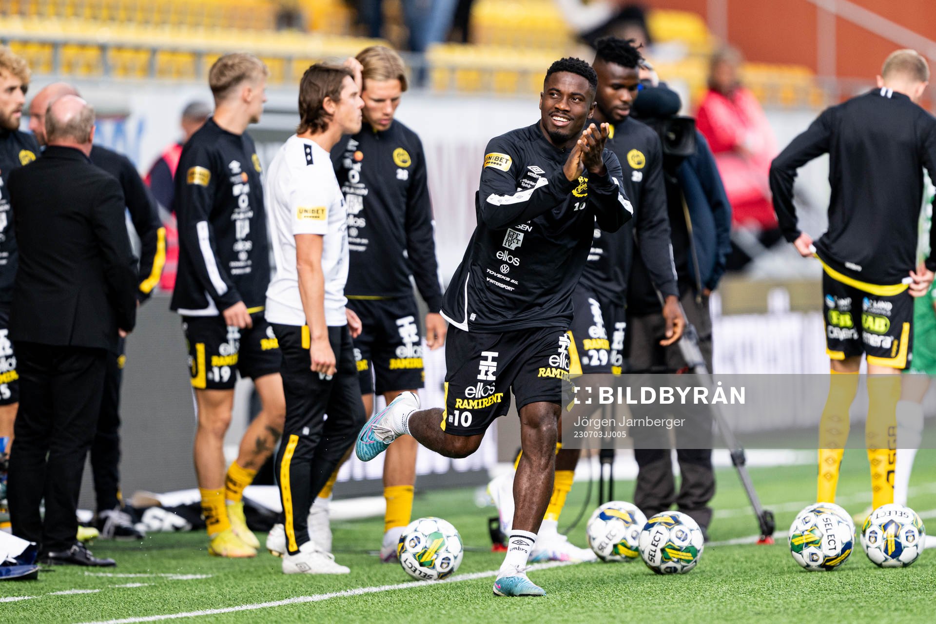 Elfsborgs Michael Baidoo kommer in till uppvärmningen