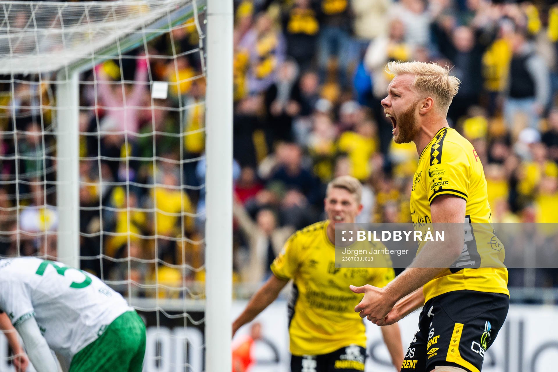 Elfsborgs Sveinn Guðjohnsen jublar