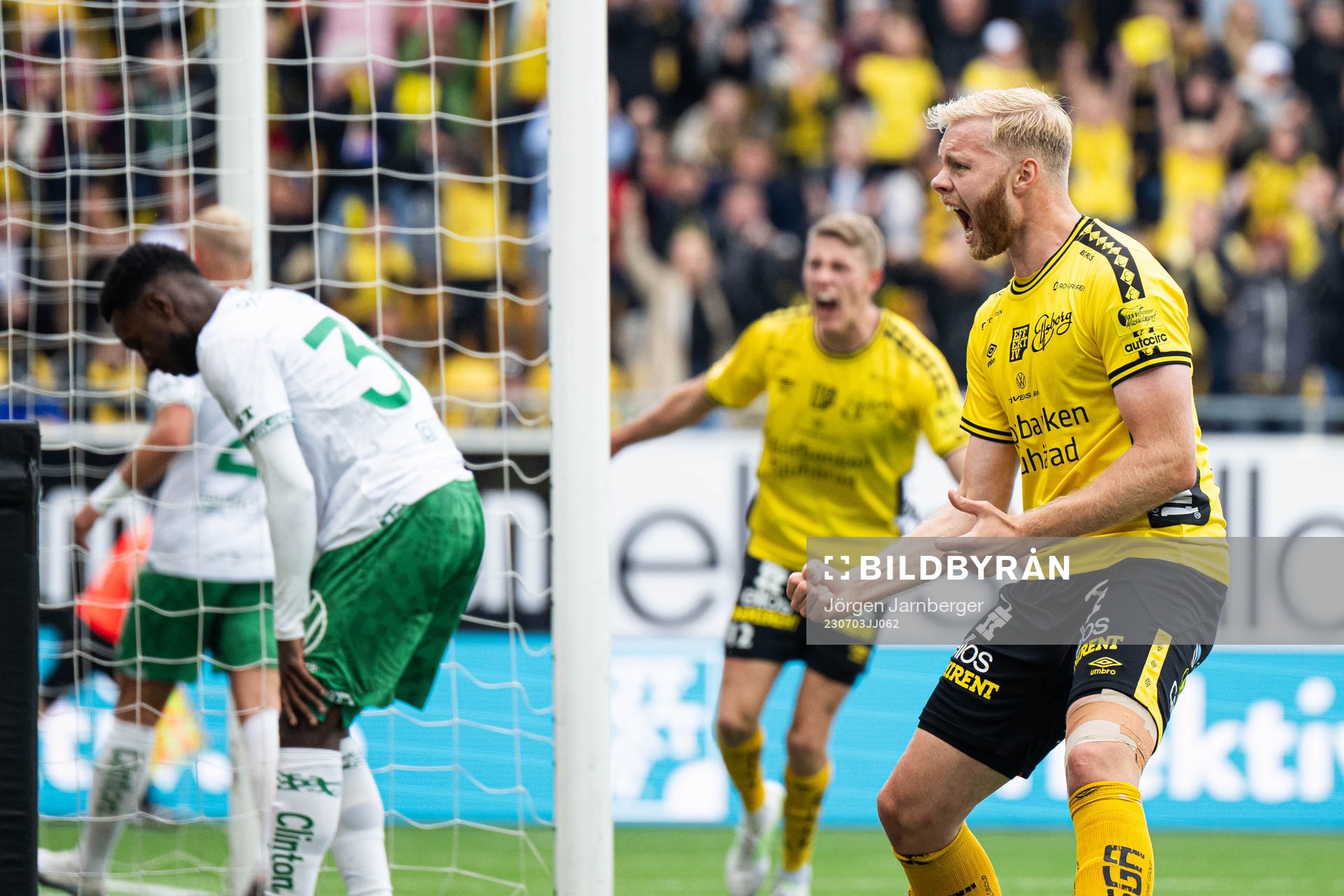 Elfsborgs Sveinn Guðjohnsen jublar efter 1-0 under fotbollsmatchen i Allsvenskan mellan Elfsborg och Hammarby den 3 juli 2023 i Borås.
