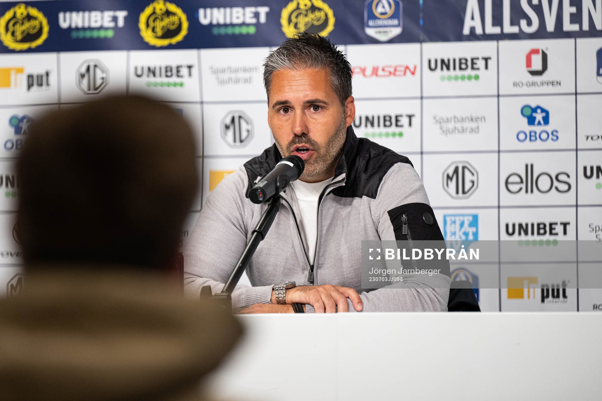 Hammarbys tränare Marti Cifuentes under presskonferensen efter fotbollsmatchen i Allsvenskan mellan Elfsborg och Hammarby den 3 juli 2023 i Borås.