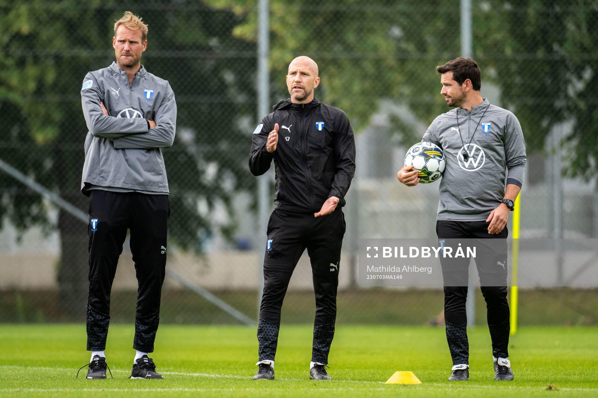 Assisterande sportchef Ola Toivonen och tränare Henrik