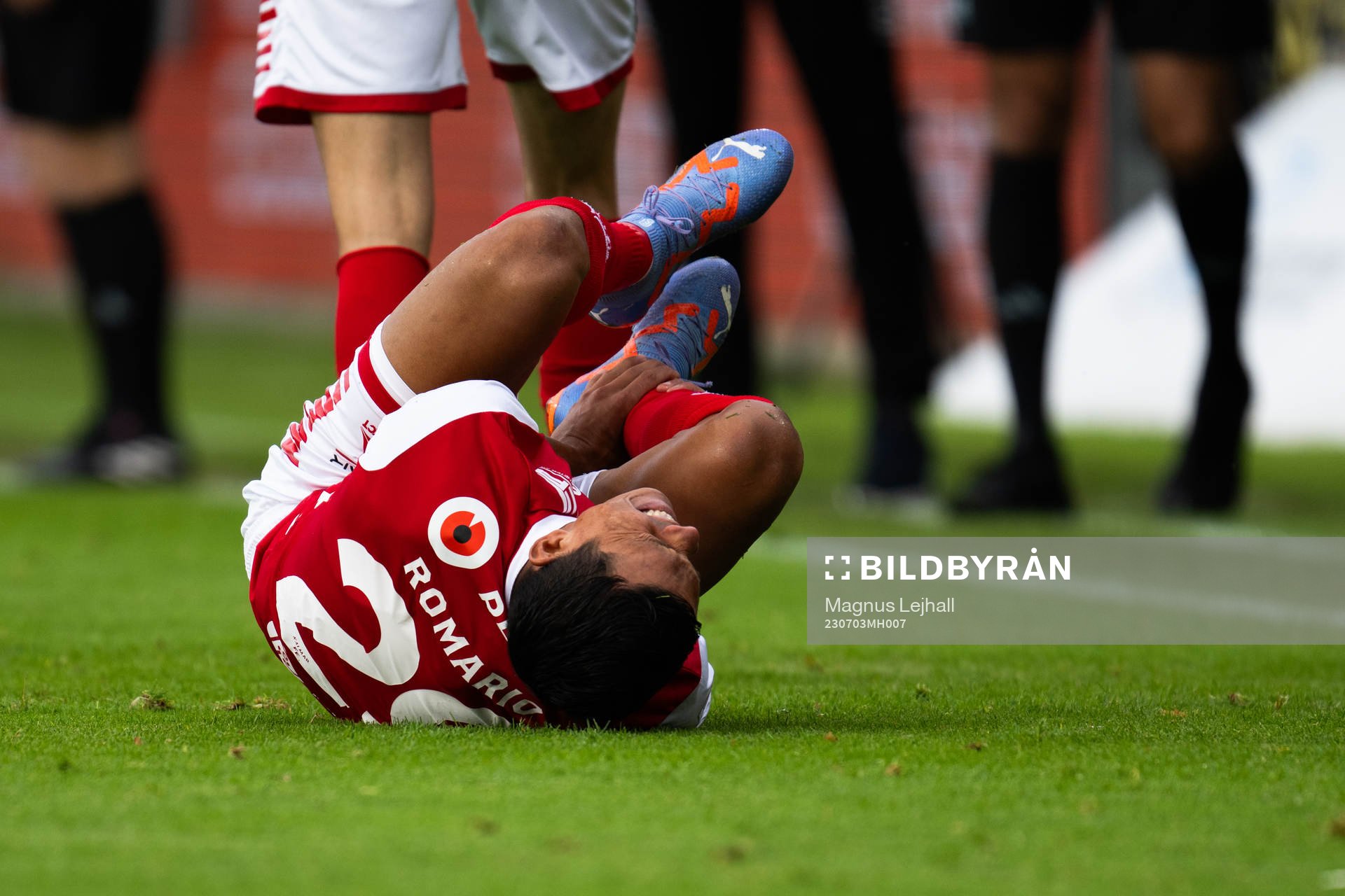 Kalmars Romario Pereira Sipiao har ont