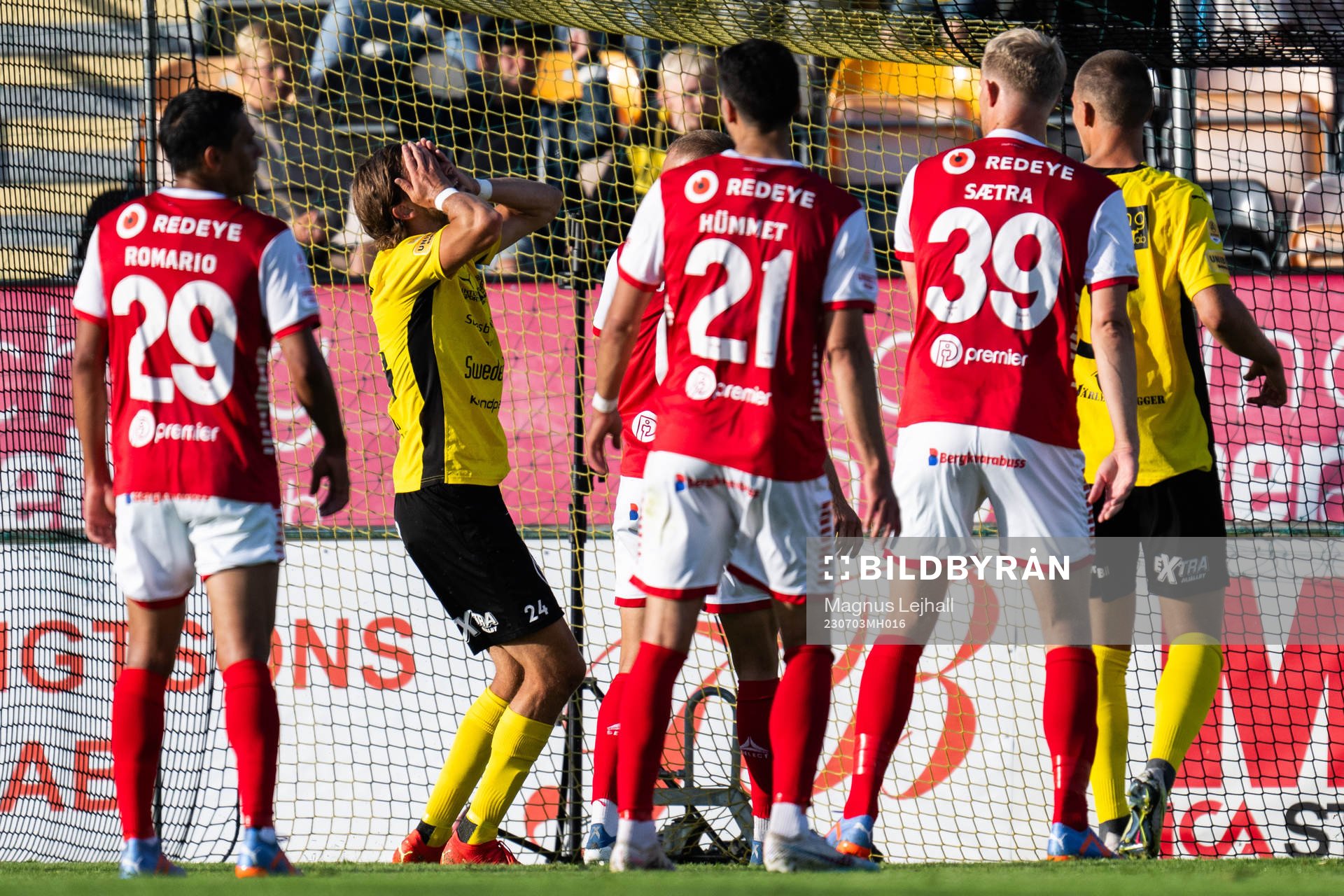 Mjällbys Tom Pettersson deppar