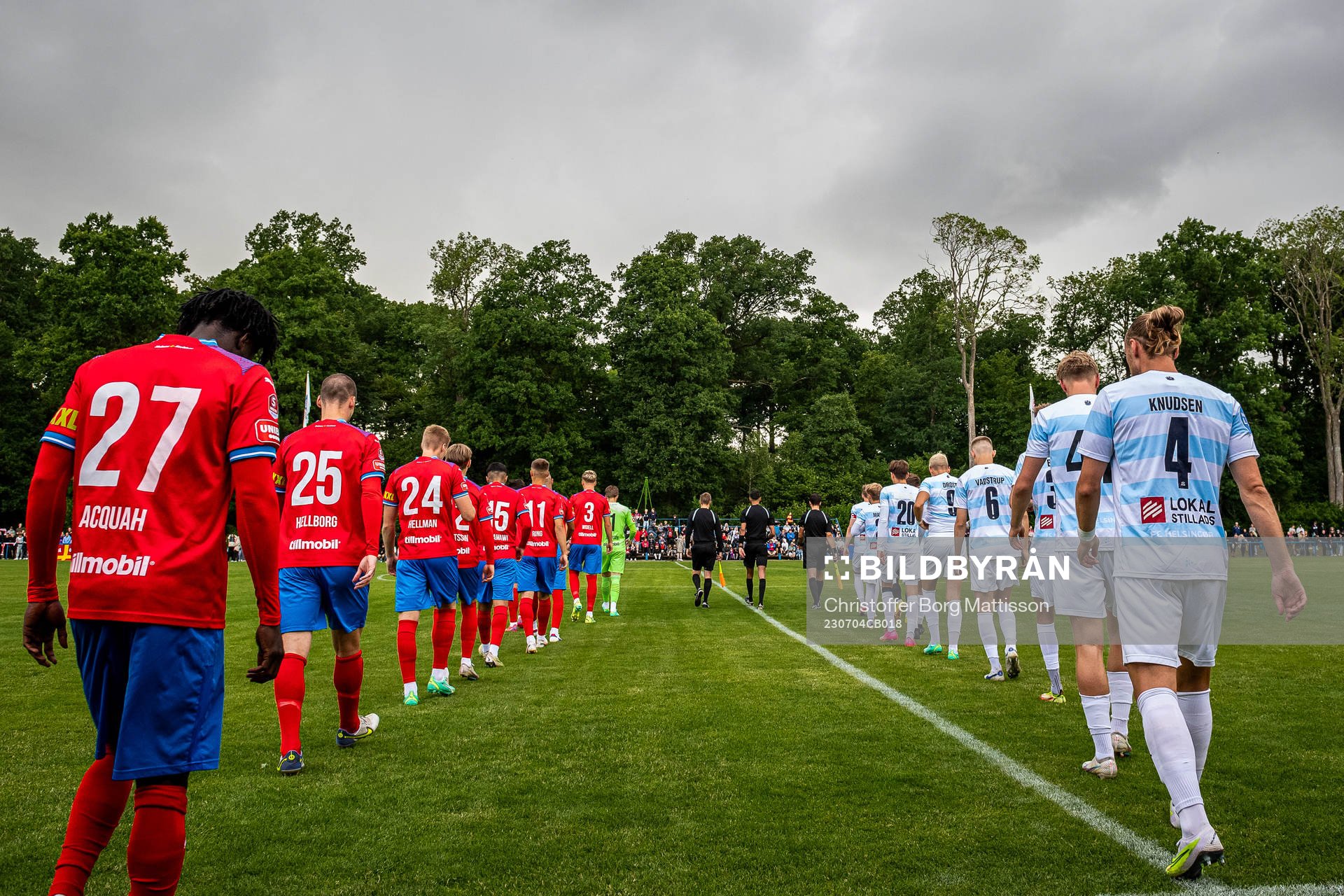 Helsingborgs och Helsingörs spelare gör entré till