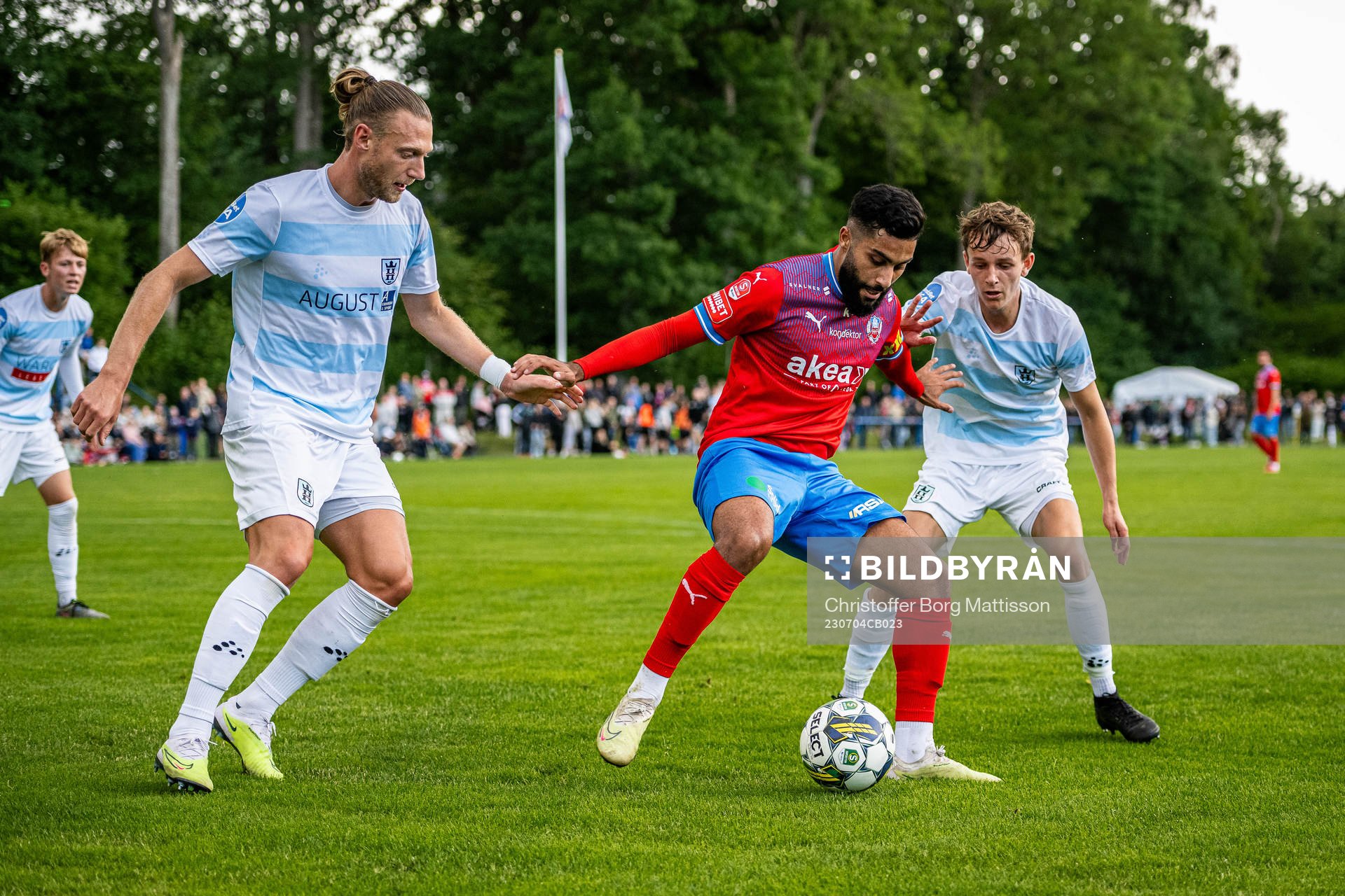 Helsingörs Mikkel Knudsen och Daniel Haarbo mot