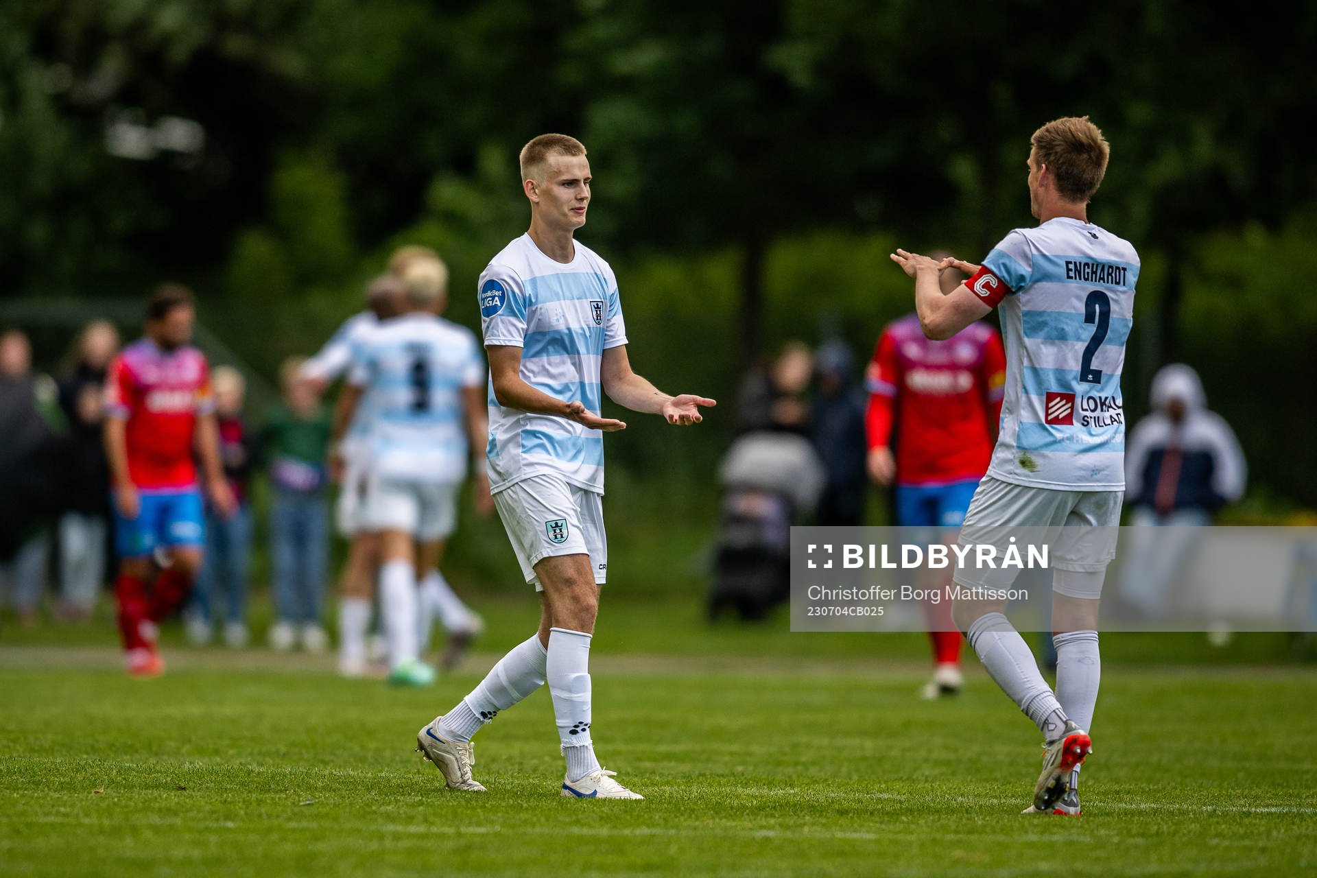 Helsingörs Callum McCowatt och Kasper Enghardt jublar