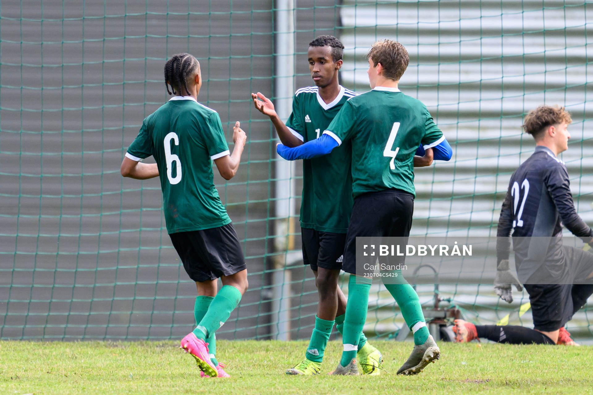 Mohamed Abdullahi jublar under en fotbollsmatch på SvFF:s riksläger för P15 den 4 juli 2023 i Halmstad. 