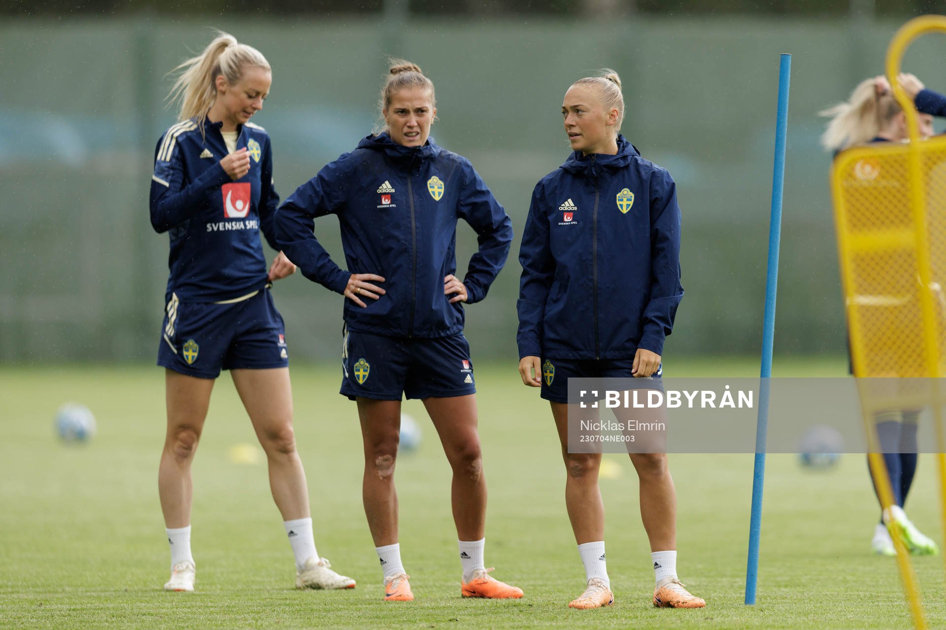 Amanda Ilestedt , Filippa Angeldahl and Hanna Bennison at a