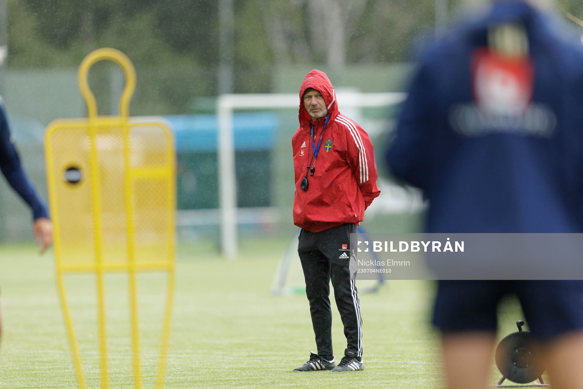 Peter Gerhardsson at a training session with the Swedish