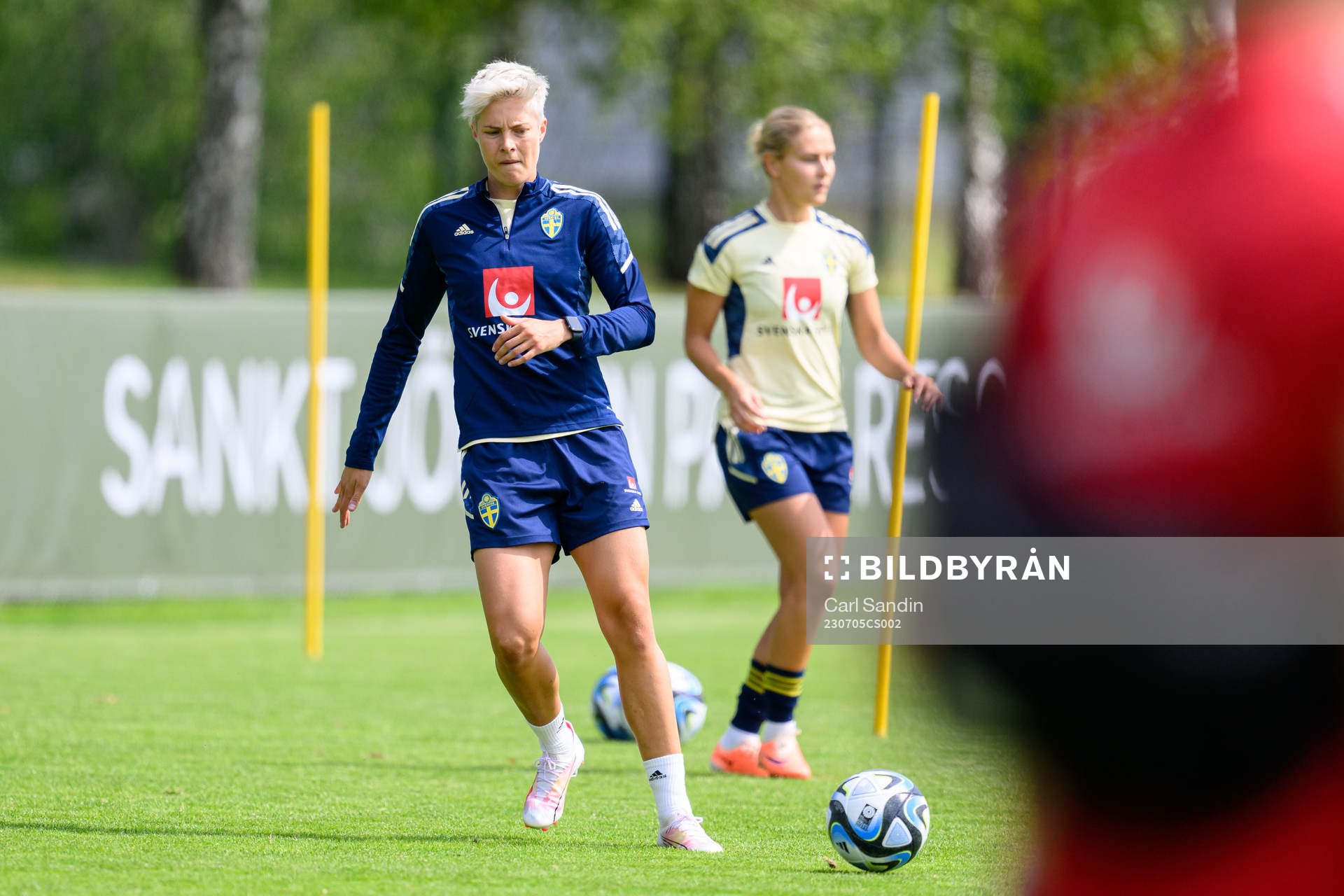 Lina Hurtig at a training session with the Swedish women's