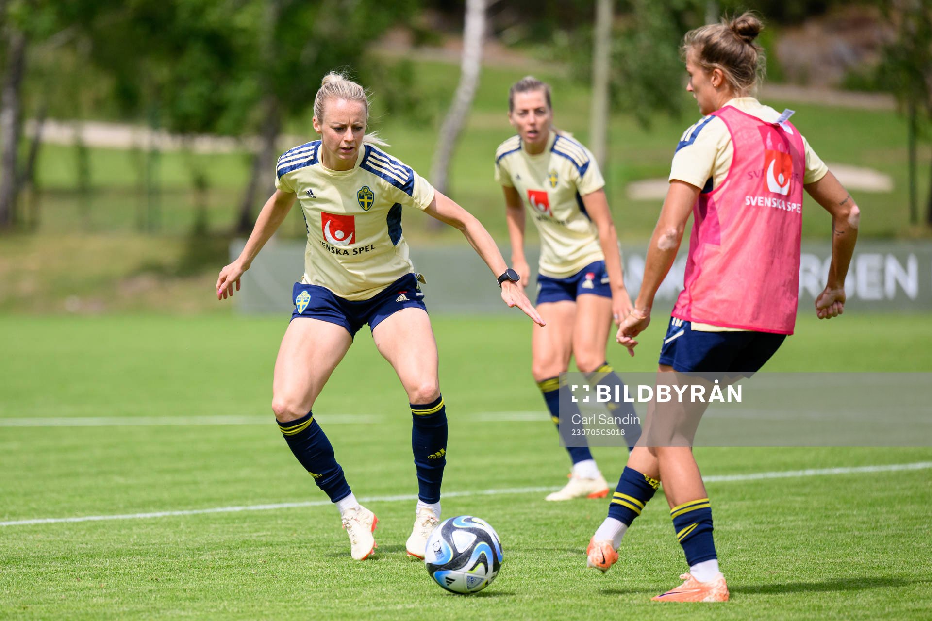 Amanda Ilestedt at a training session with the Swedish