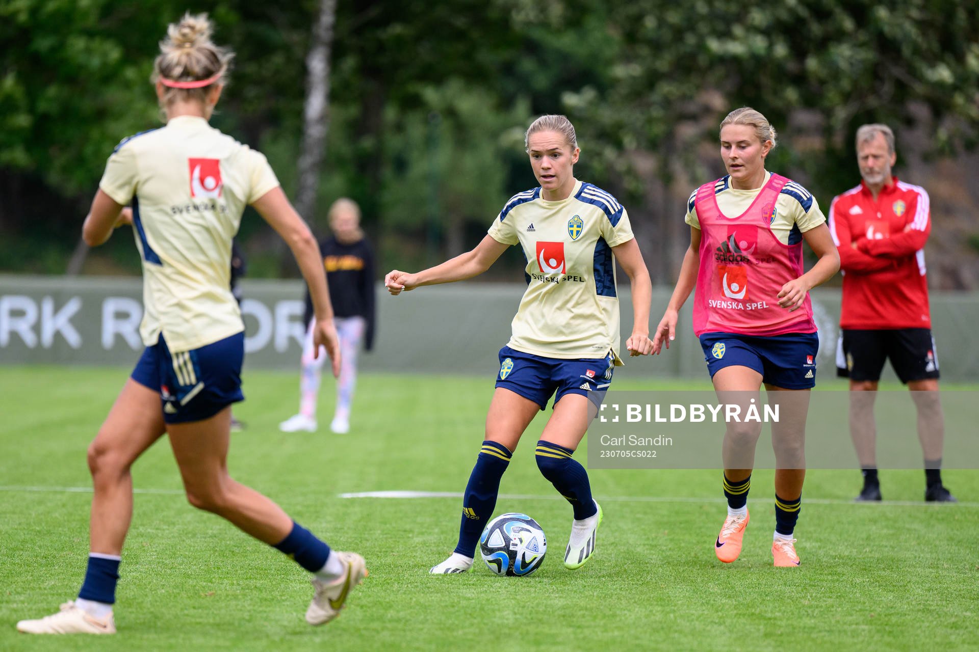 Hanna Lundkvist at a training session with the Swedish
