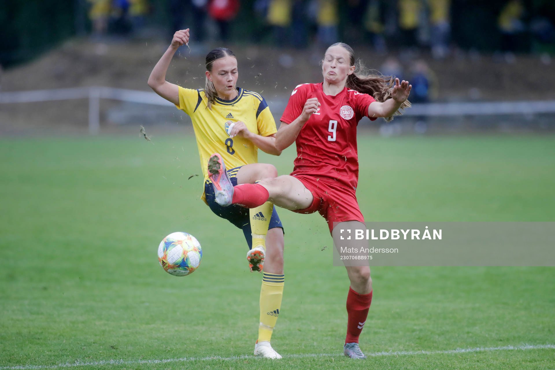 Sveriges Olivia Zachau Friborg och Danmarks Amalie Lund