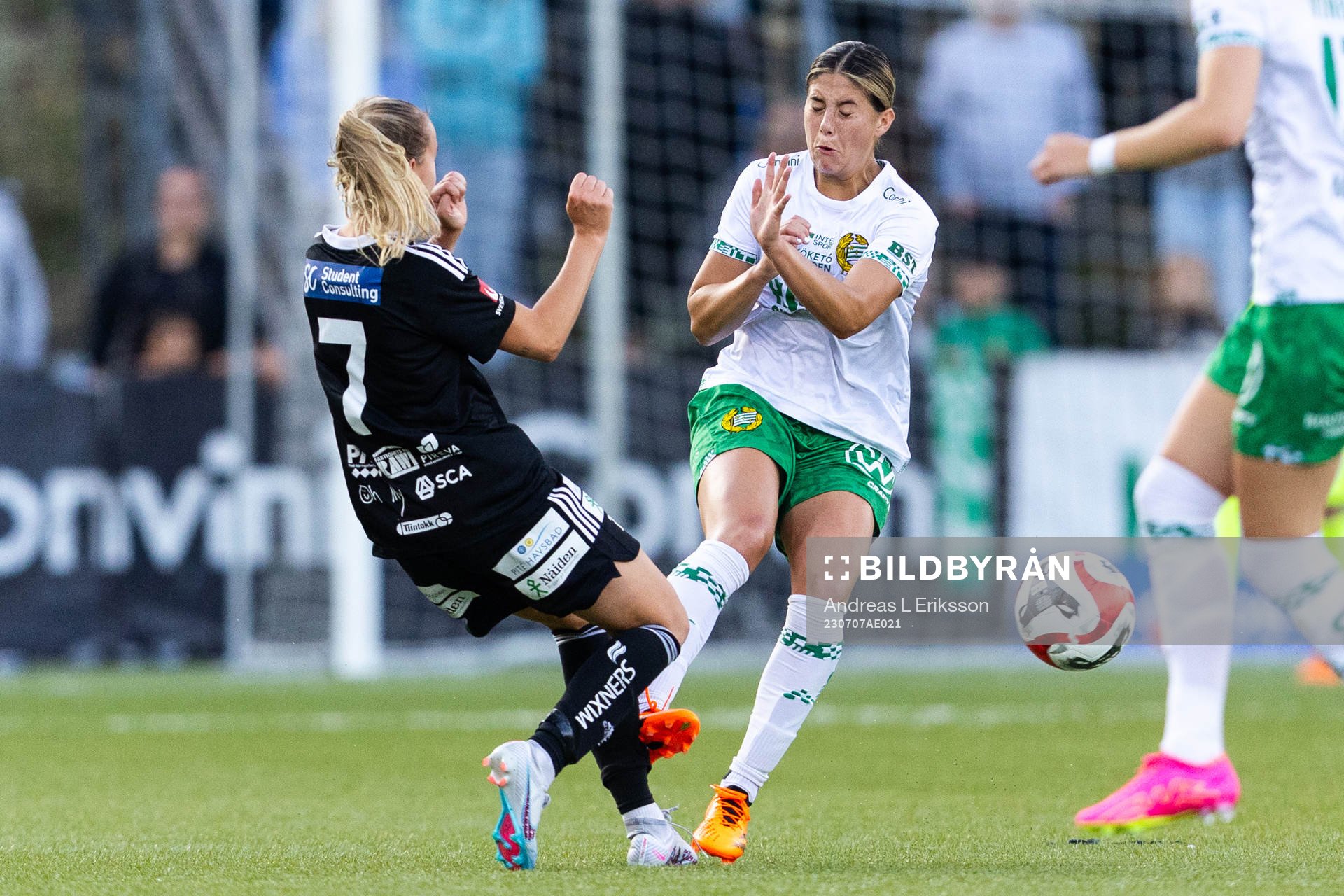 Piteås Sara Eriksson och Hammarbys Kyra Cooney-Cross