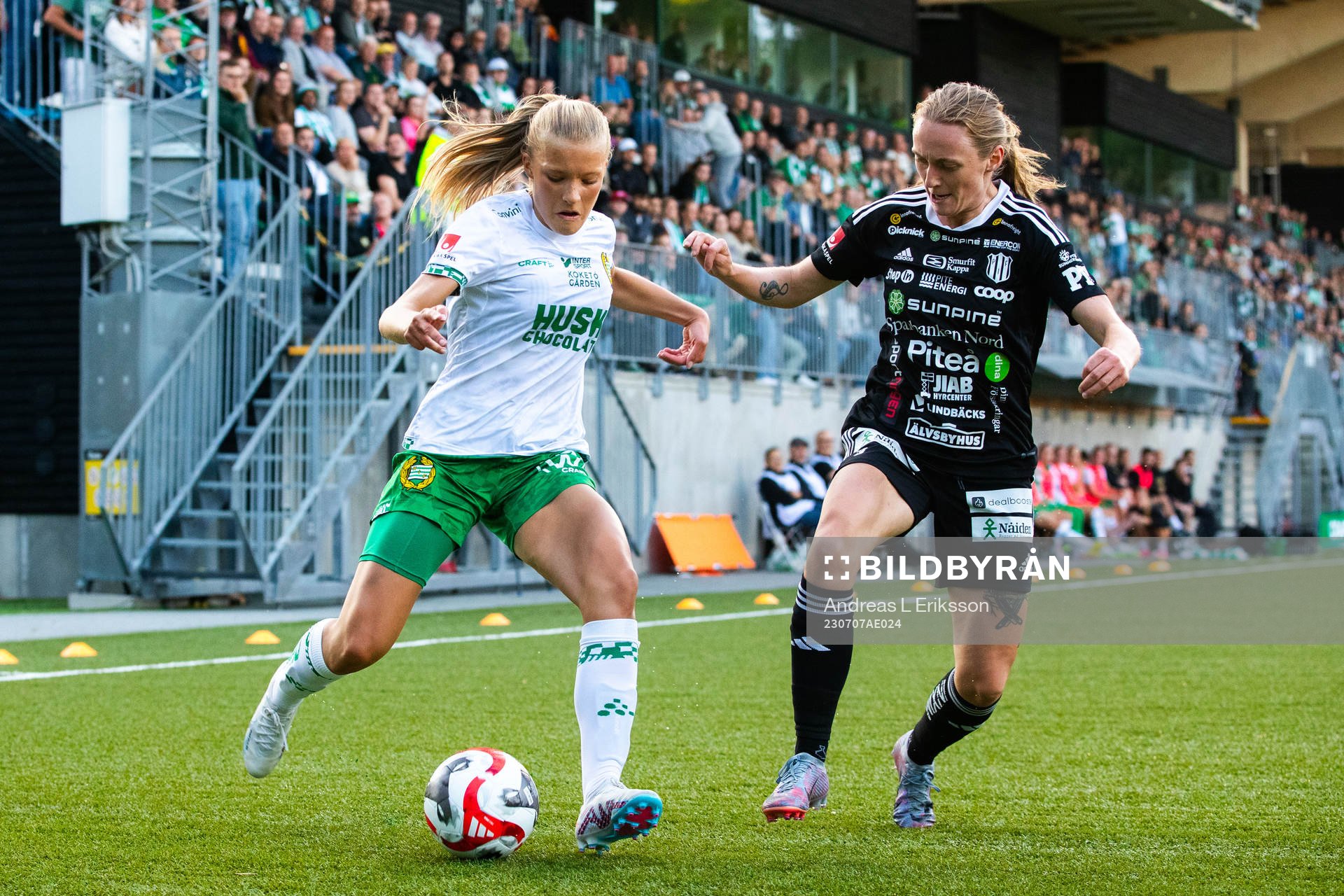 Hammarbys Smilla Holmberg och Piteås Tuva Skoog