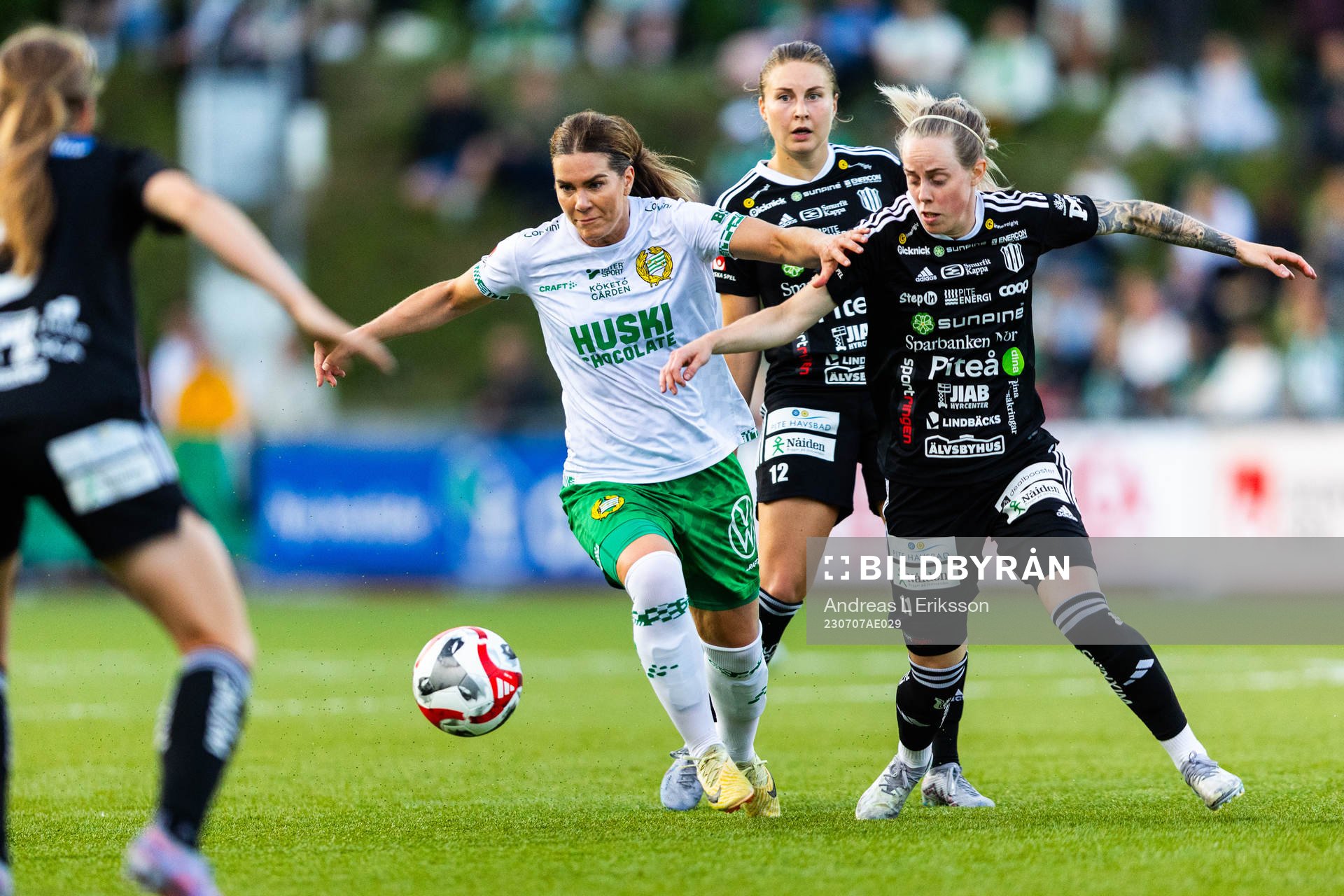 Hammarbys Hanna Folkesson och Piteås Cecilia Edlund