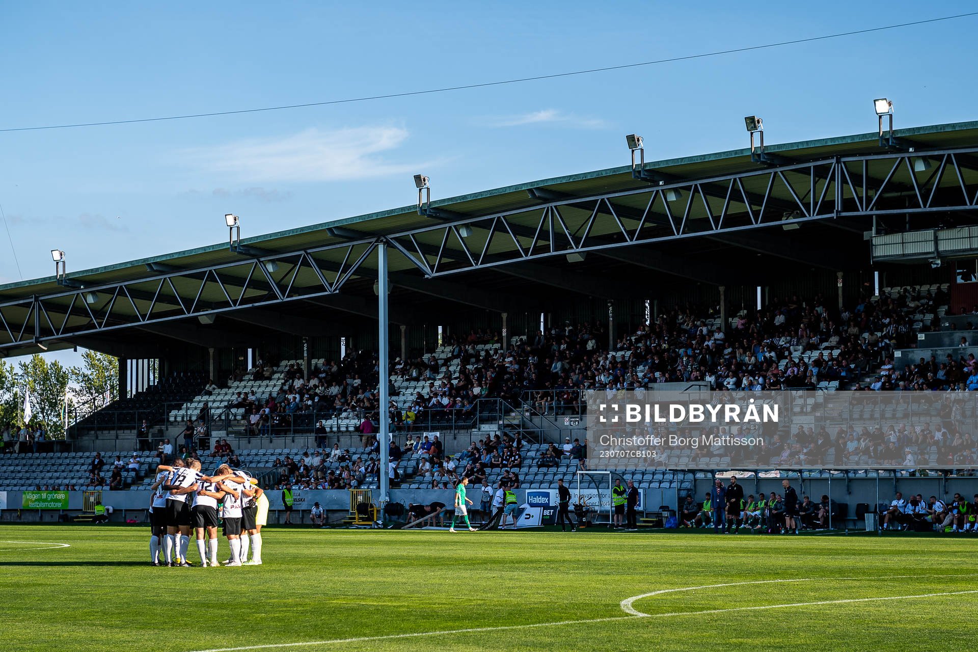 Landskronas spelare samlas