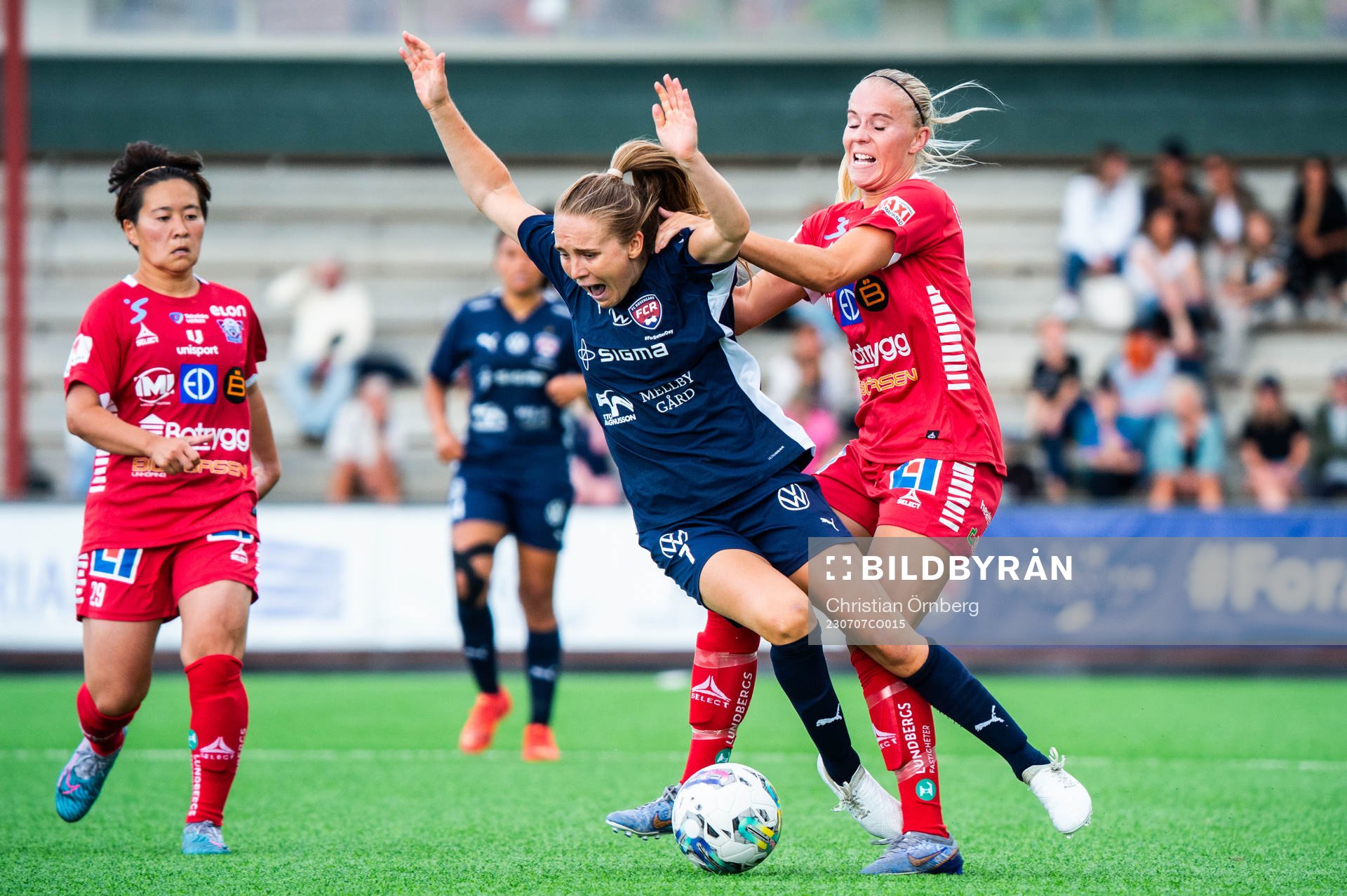 FC Rosengårds Fiona Brown och Linköpings Stina Lennartsson