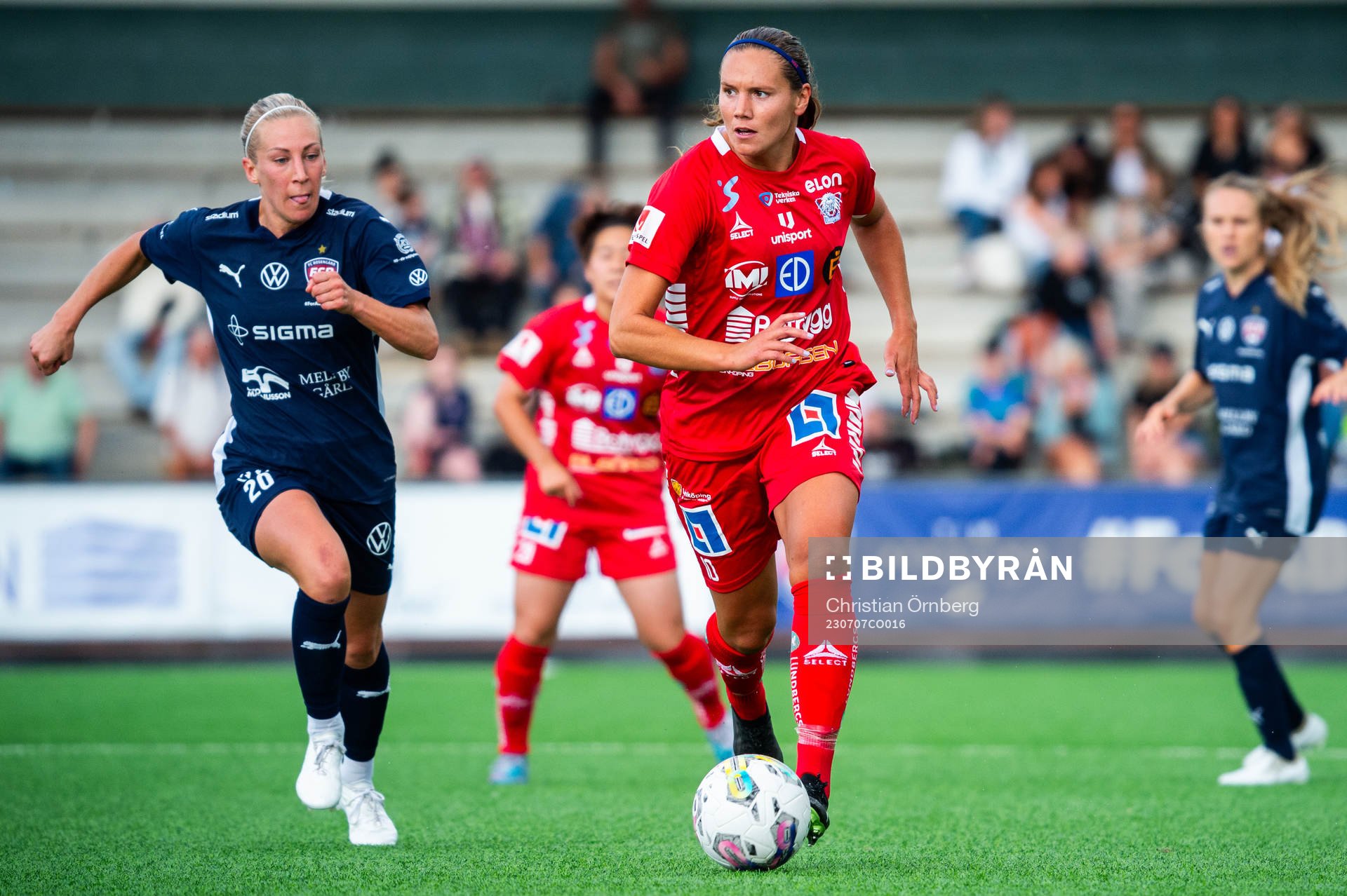 FC Rosengårds Mia Persson och Linköpings Emma Lennartsson