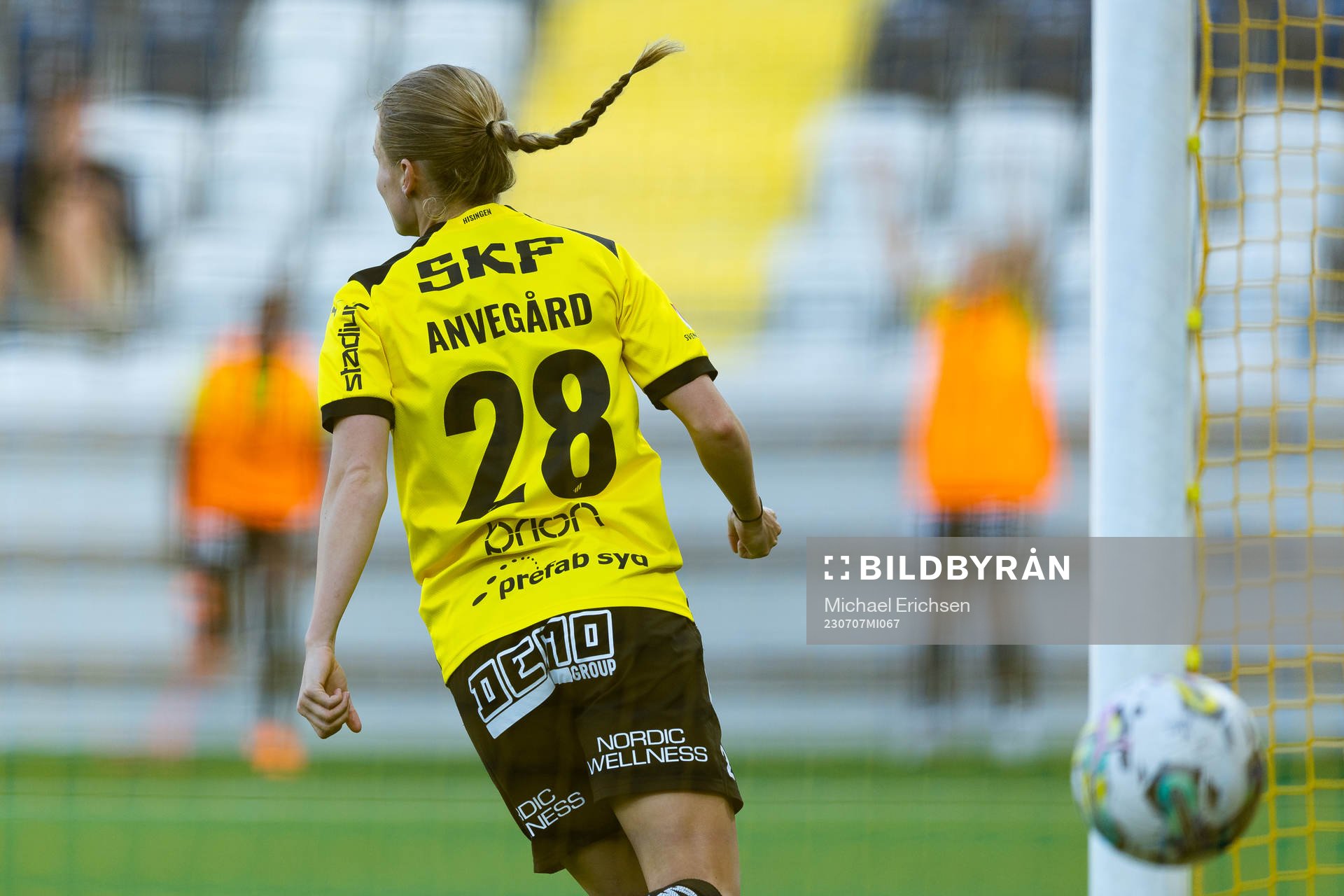 Häckens Anna Anvegård jublar