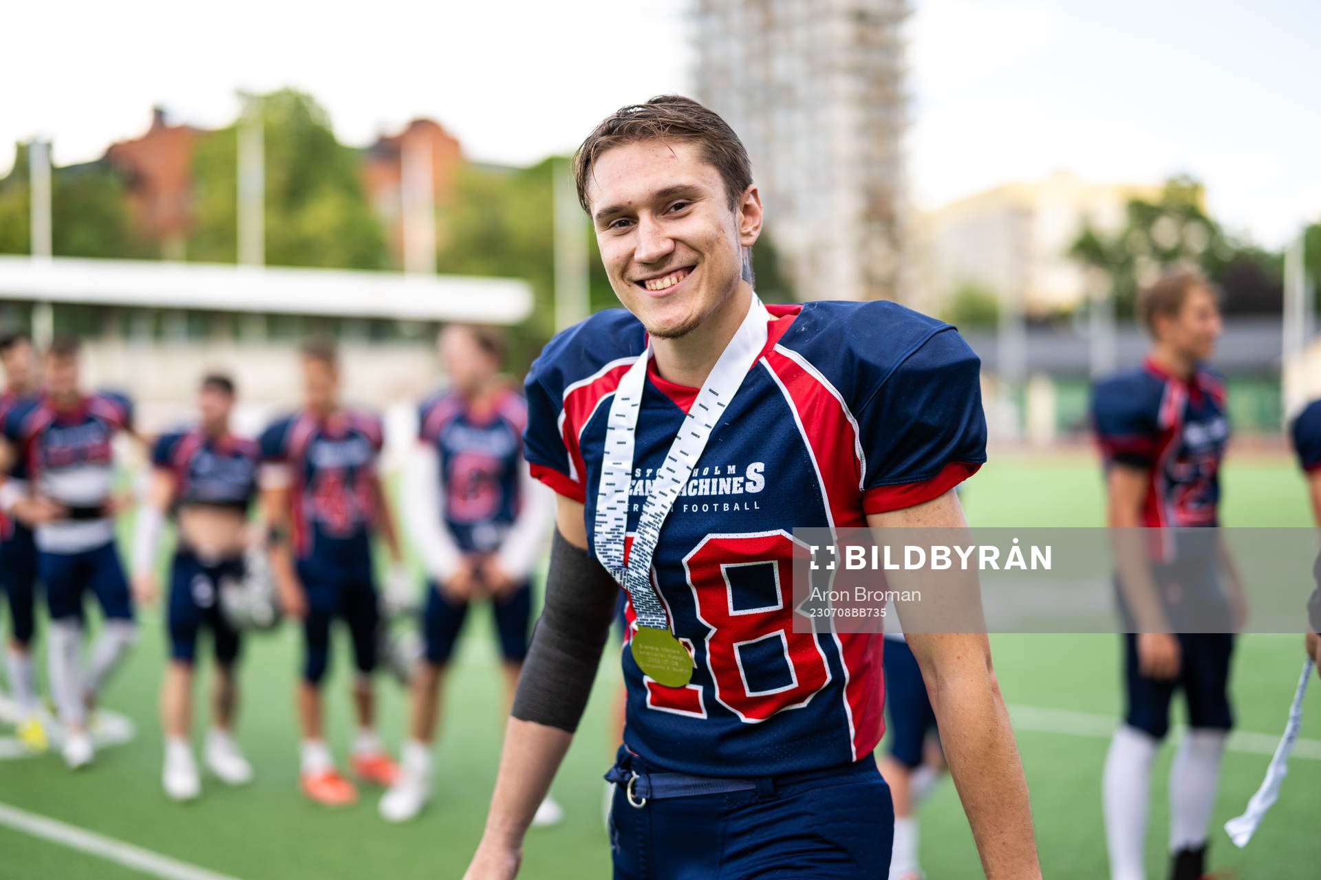Stockholm Mean Machines spelare jublar