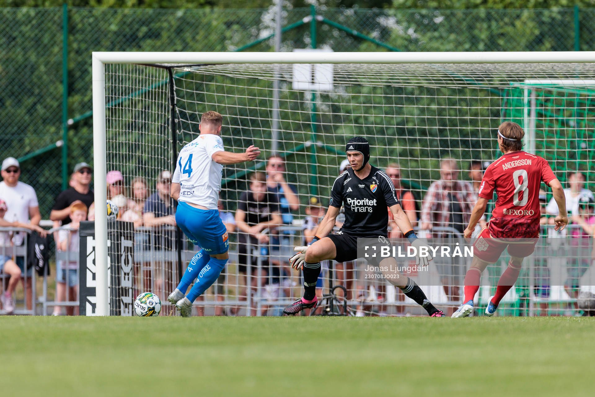 Värnamos Gustav Engvall gör mål 1-0 bakom Djurgårdens