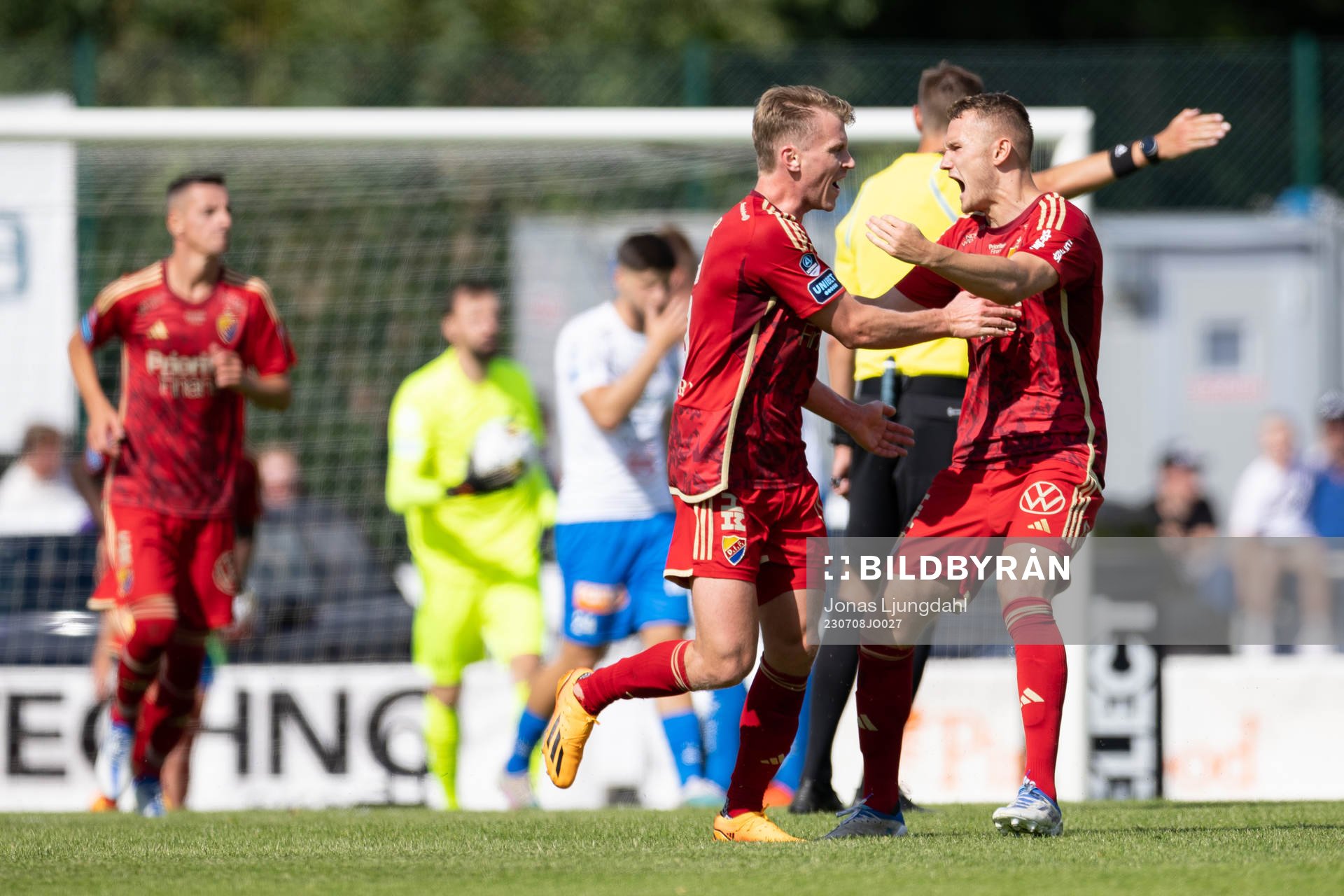 Djurgårdens Rasmus Schuller jublar