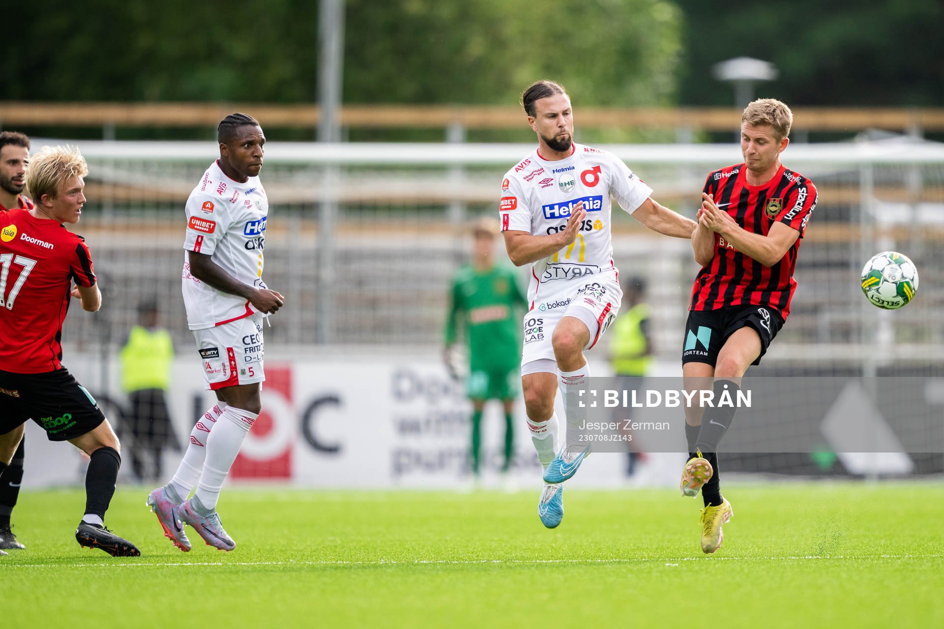 Degerfors Abdelkarim Mammar Chaouche och Brommapojkarnas
